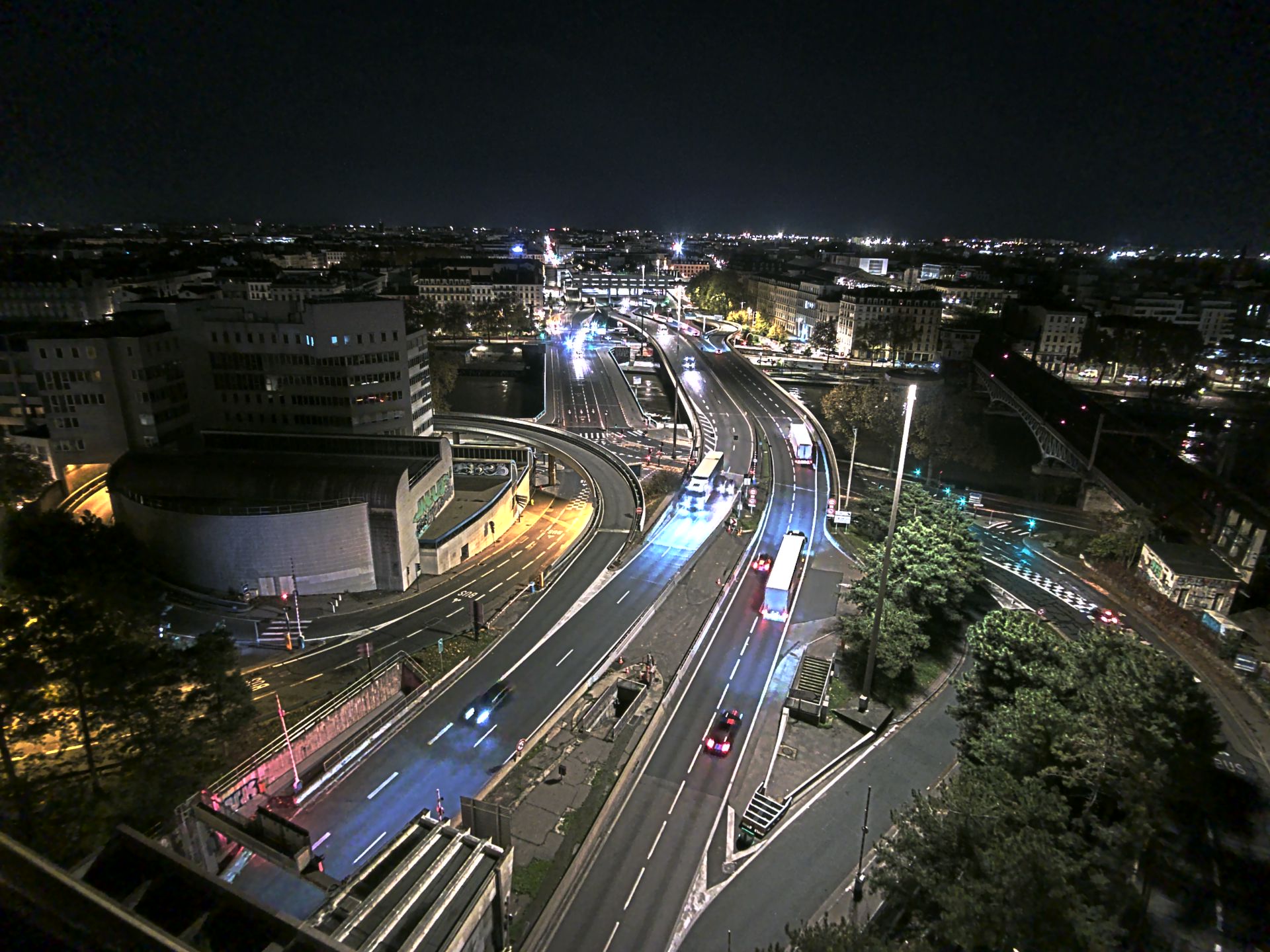Caméra autoroute à Lyon Perrache à l'entrée Sud du Tunnel sous Fourvière, en direction de Marseille