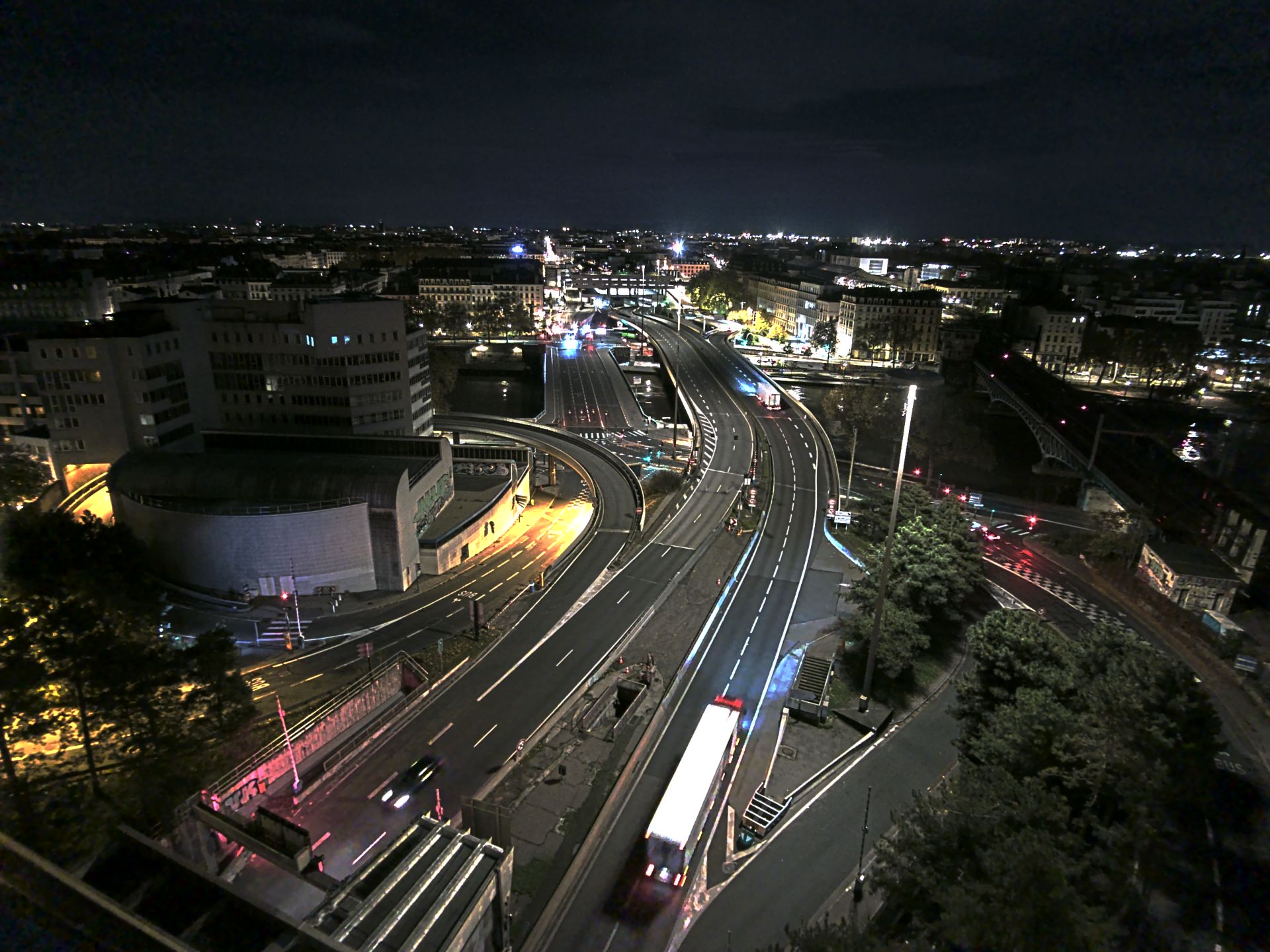 Caméra autoroute à Lyon Perrache à l'entrée Sud du Tunnel sous Fourvière, en direction de Marseille