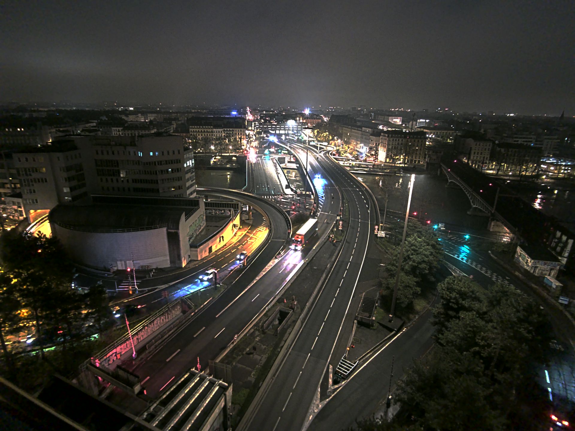 Caméra autoroute à Lyon Perrache à l'entrée Sud du Tunnel sous Fourvière, en direction de Marseille
