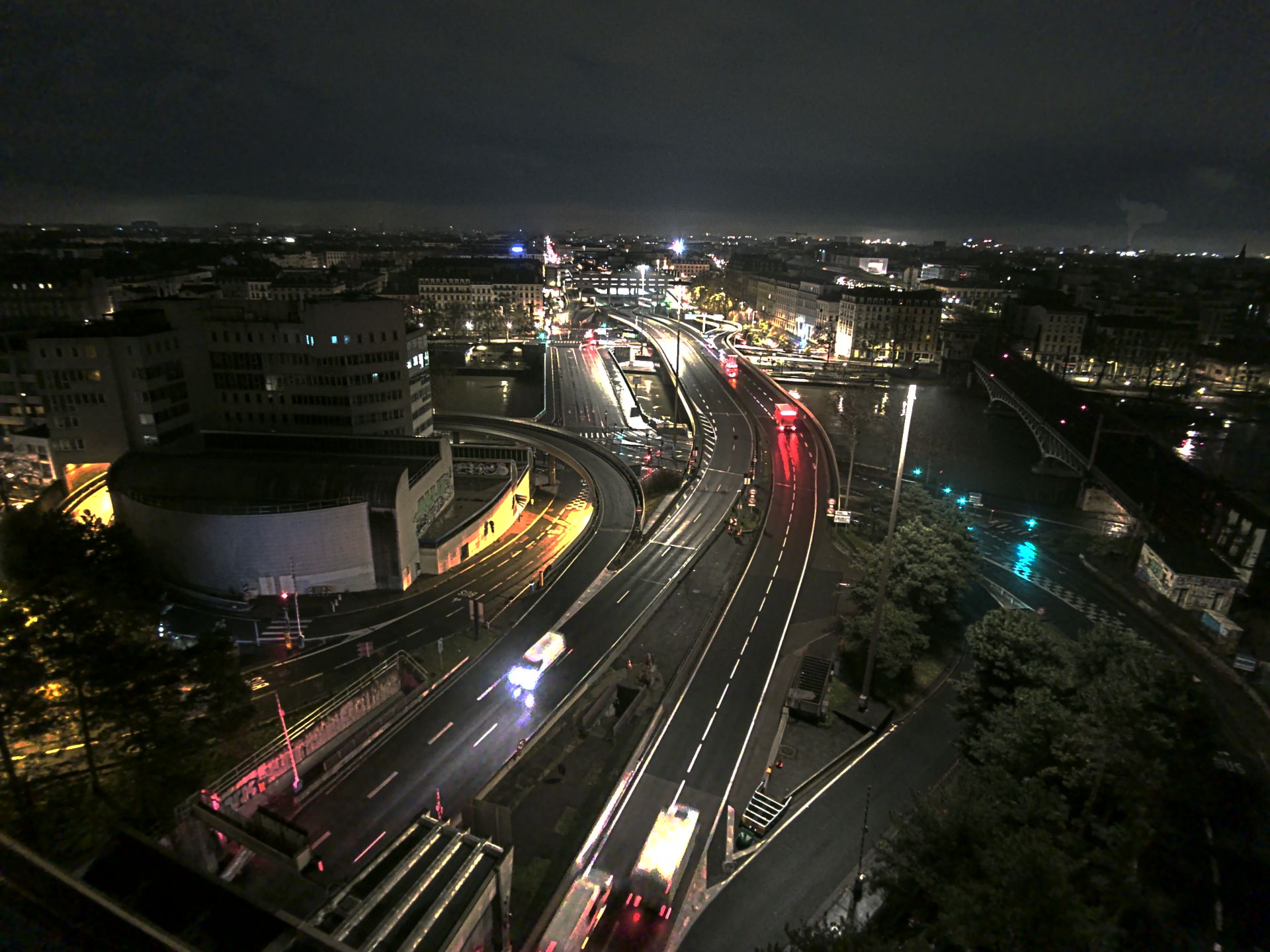 Caméra autoroute à Lyon Perrache à l'entrée Sud du Tunnel sous Fourvière, en direction de Marseille