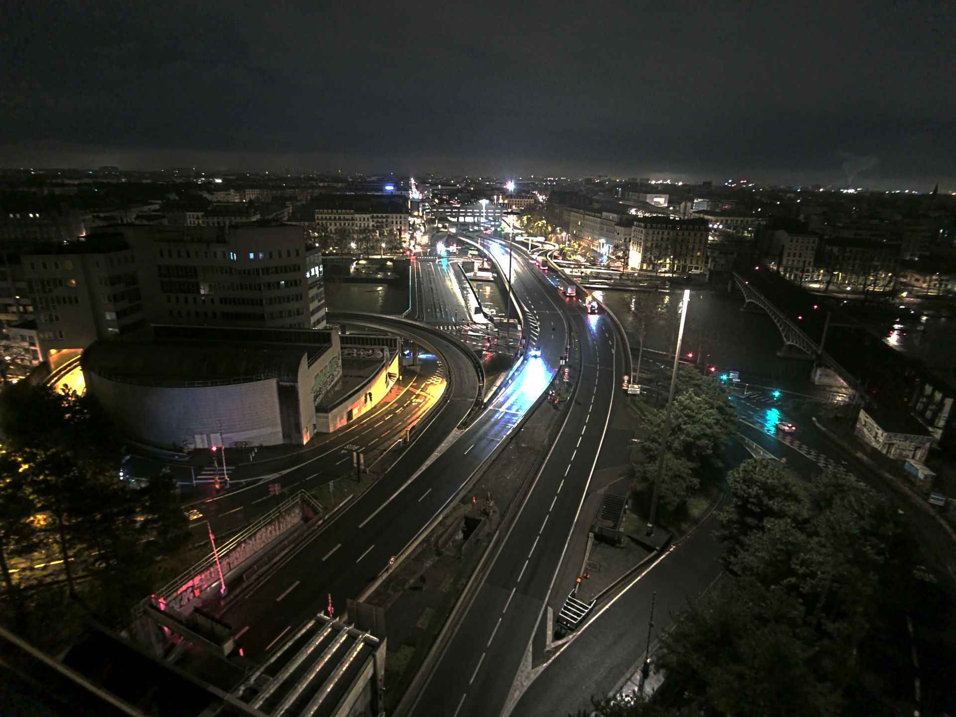 Caméra autoroute à Lyon Perrache à l'entrée Sud du Tunnel sous Fourvière, en direction de Marseille