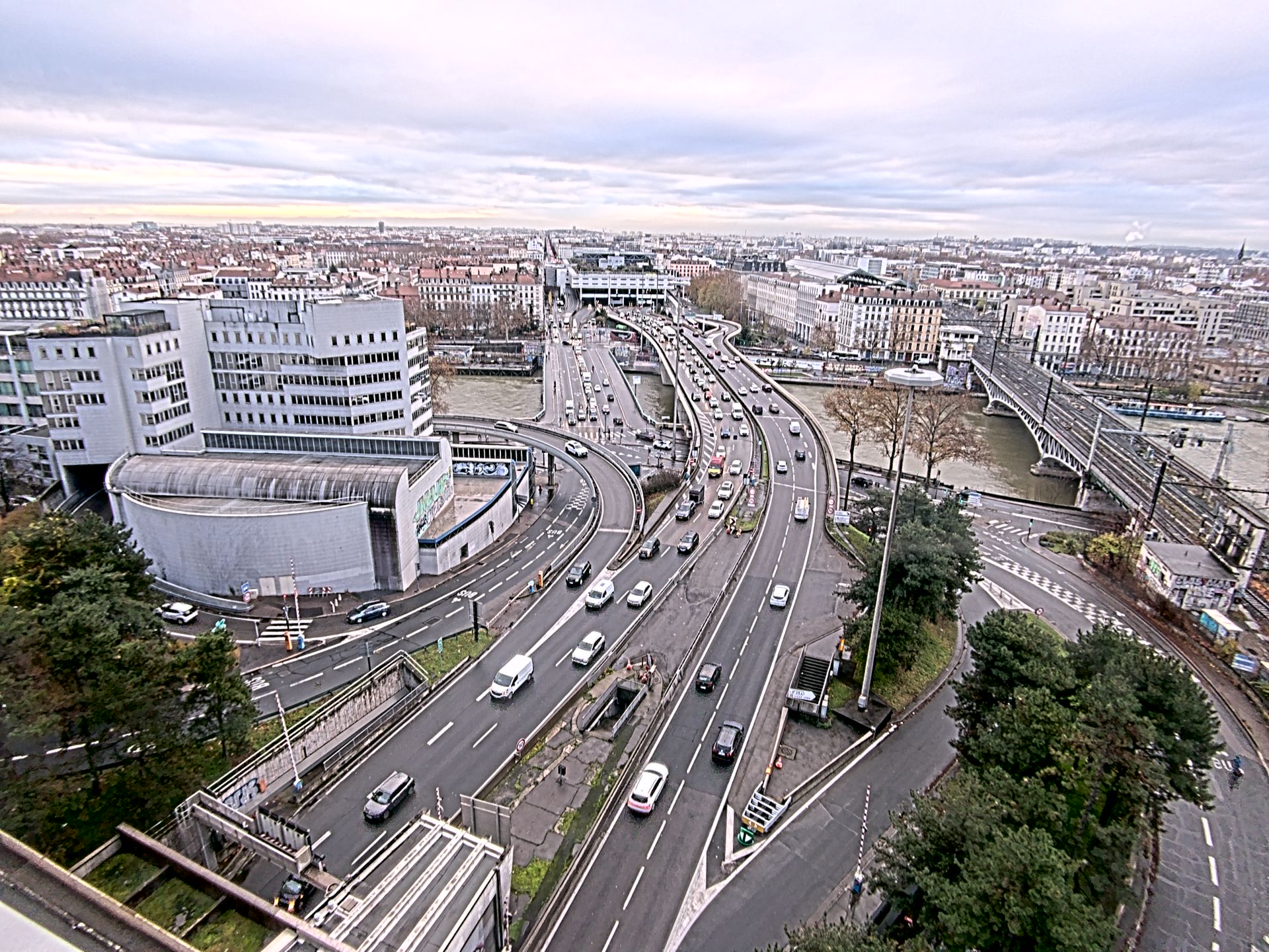 Caméra autoroute à Lyon Perrache à l'entrée Sud du Tunnel sous Fourvière, en direction de Marseille