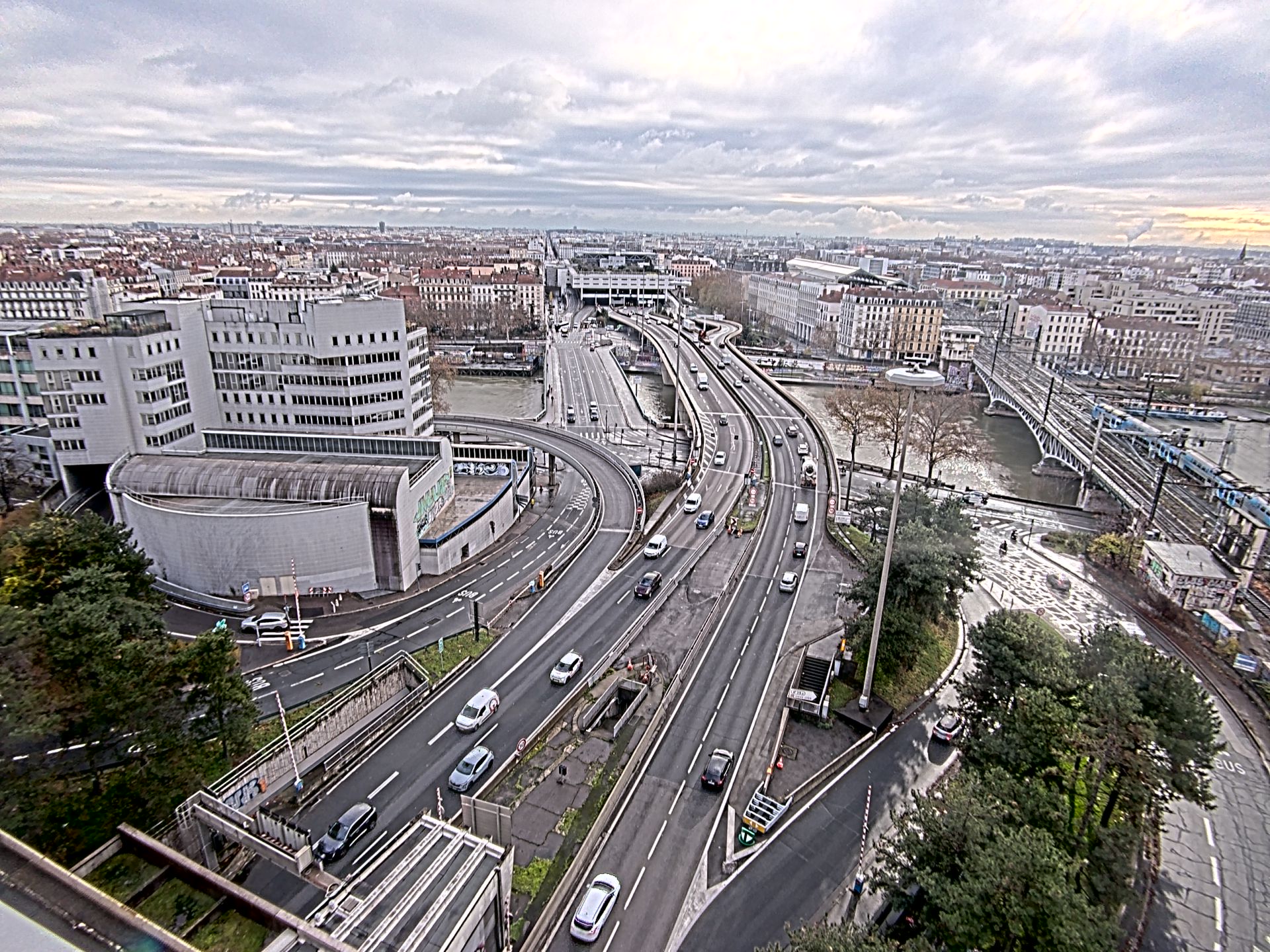 Caméra autoroute à Lyon Perrache à l'entrée Sud du Tunnel sous Fourvière, en direction de Marseille