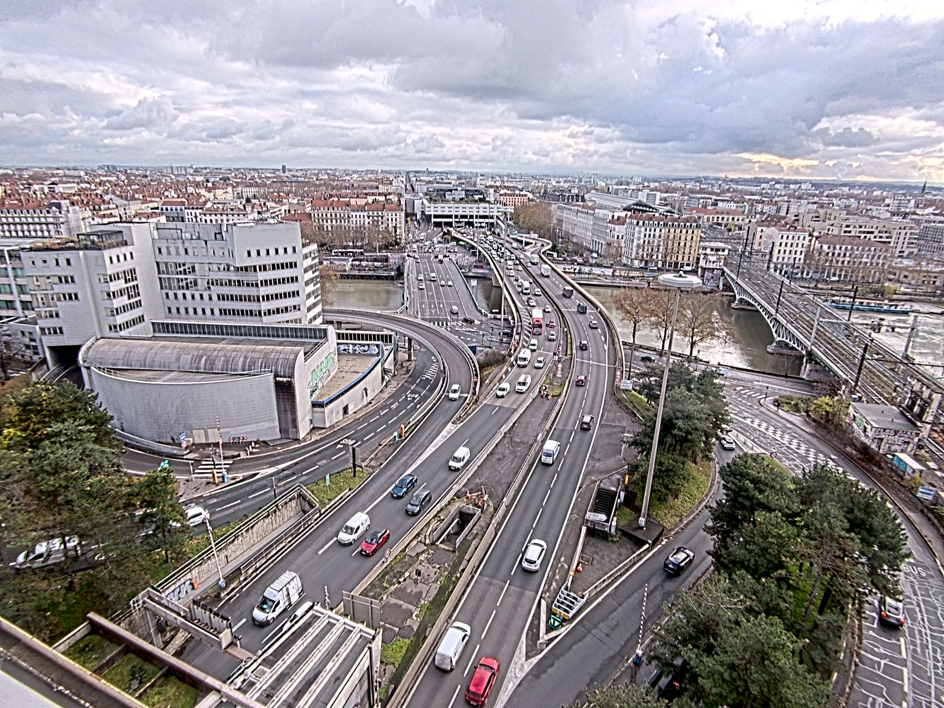 Caméra autoroute à Lyon Perrache à l'entrée Sud du Tunnel sous Fourvière, en direction de Marseille