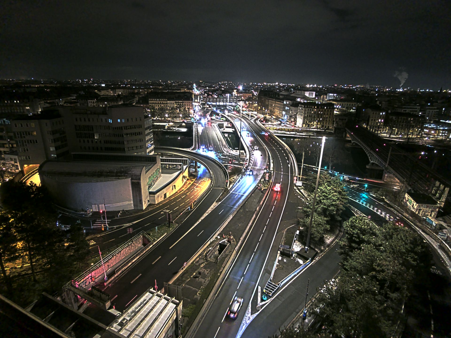 Caméra autoroute à Lyon Perrache à l'entrée Sud du Tunnel sous Fourvière, en direction de Marseille