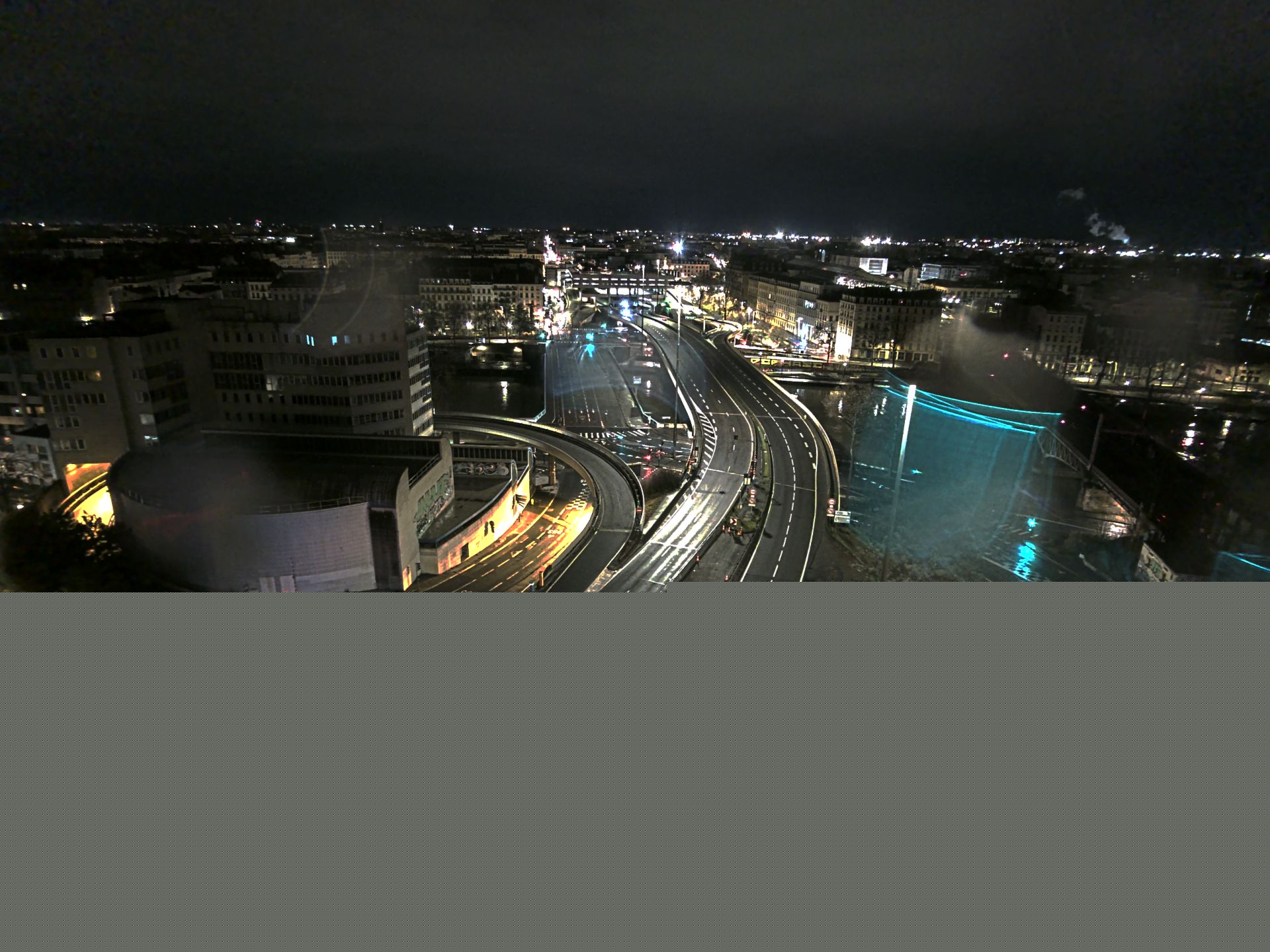 Caméra autoroute à Lyon Perrache à l'entrée Sud du Tunnel sous Fourvière, en direction de Marseille