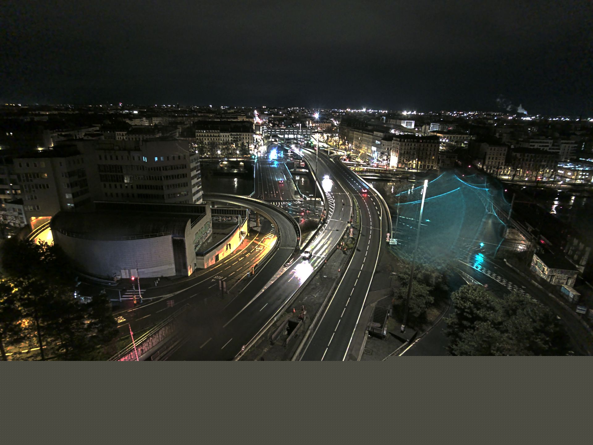 Caméra autoroute à Lyon Perrache à l'entrée Sud du Tunnel sous Fourvière, en direction de Marseille