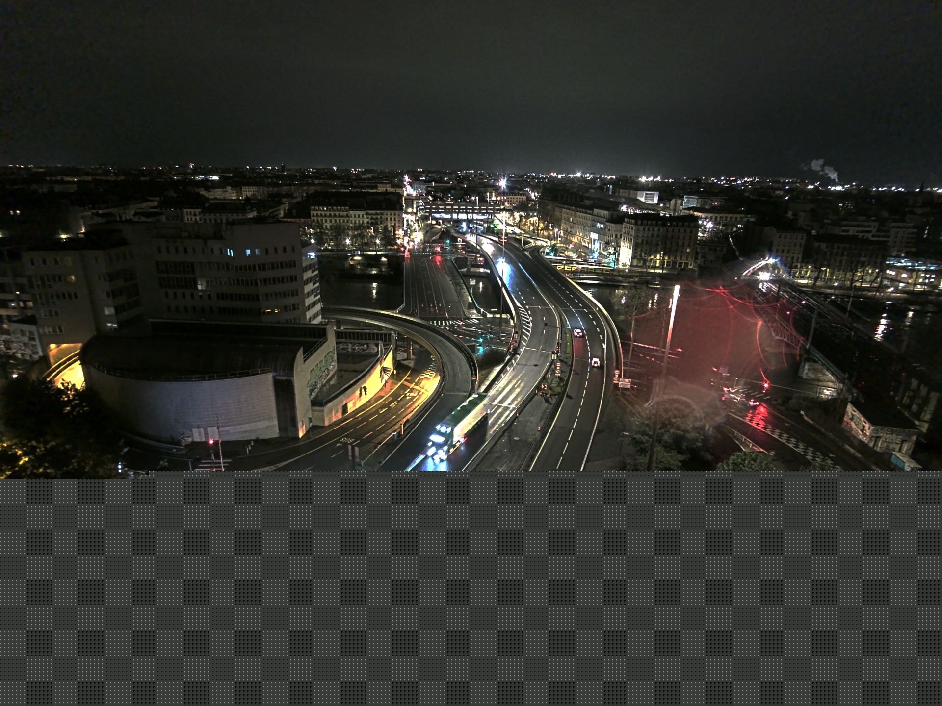 Caméra autoroute à Lyon Perrache à l'entrée Sud du Tunnel sous Fourvière, en direction de Marseille
