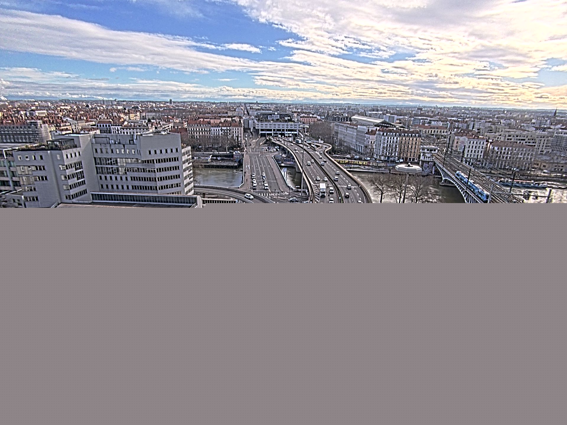 Caméra autoroute à Lyon Perrache à l'entrée Sud du Tunnel sous Fourvière, en direction de Marseille