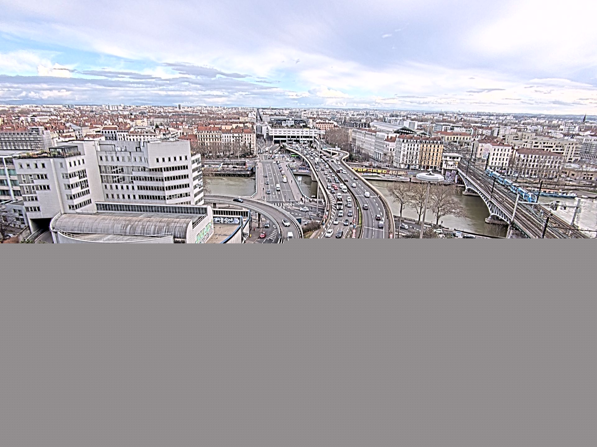 Caméra autoroute à Lyon Perrache à l'entrée Sud du Tunnel sous Fourvière, en direction de Marseille