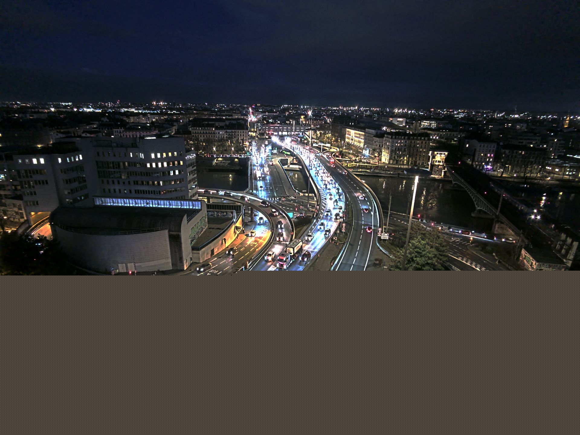 Caméra autoroute à Lyon Perrache à l'entrée Sud du Tunnel sous Fourvière, en direction de Marseille