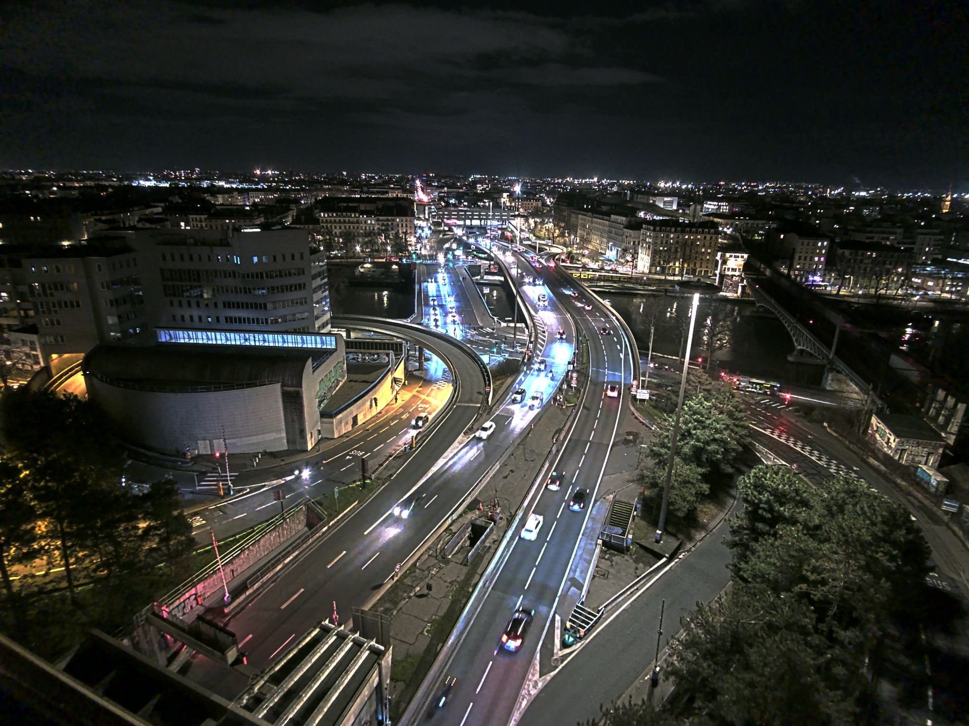 Caméra autoroute à Lyon Perrache à l'entrée Sud du Tunnel sous Fourvière, en direction de Marseille