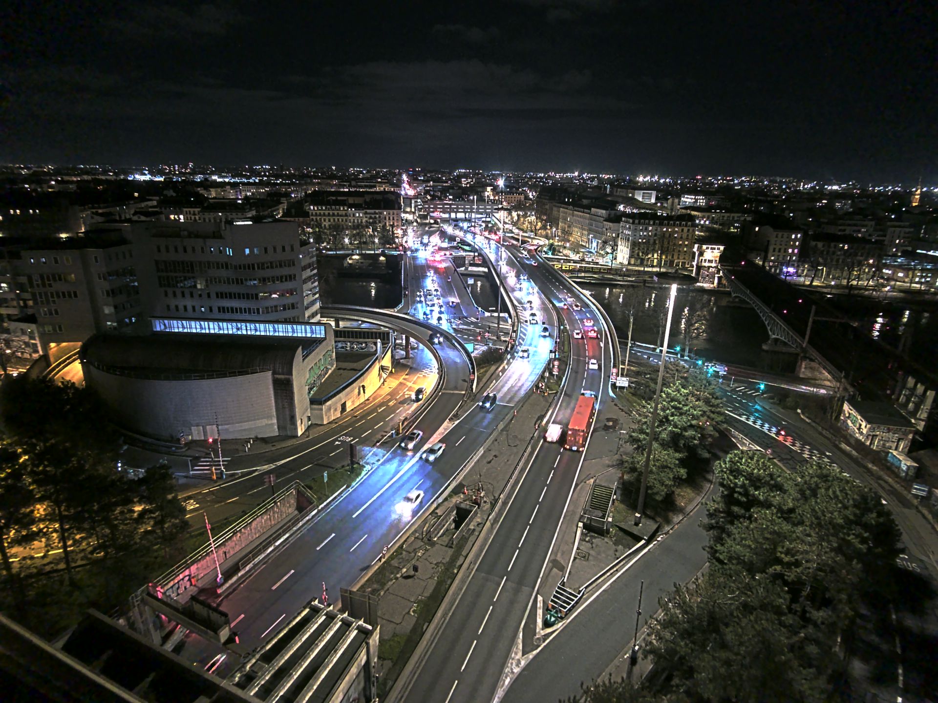 Caméra autoroute à Lyon Perrache à l'entrée Sud du Tunnel sous Fourvière, en direction de Marseille