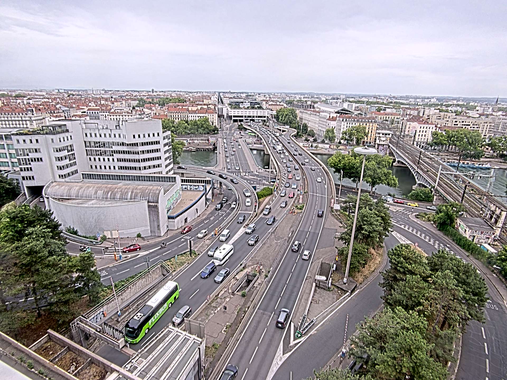 Caméra autoroute à Lyon Perrache à l'entrée Sud du Tunnel sous Fourvière, en direction de Marseille