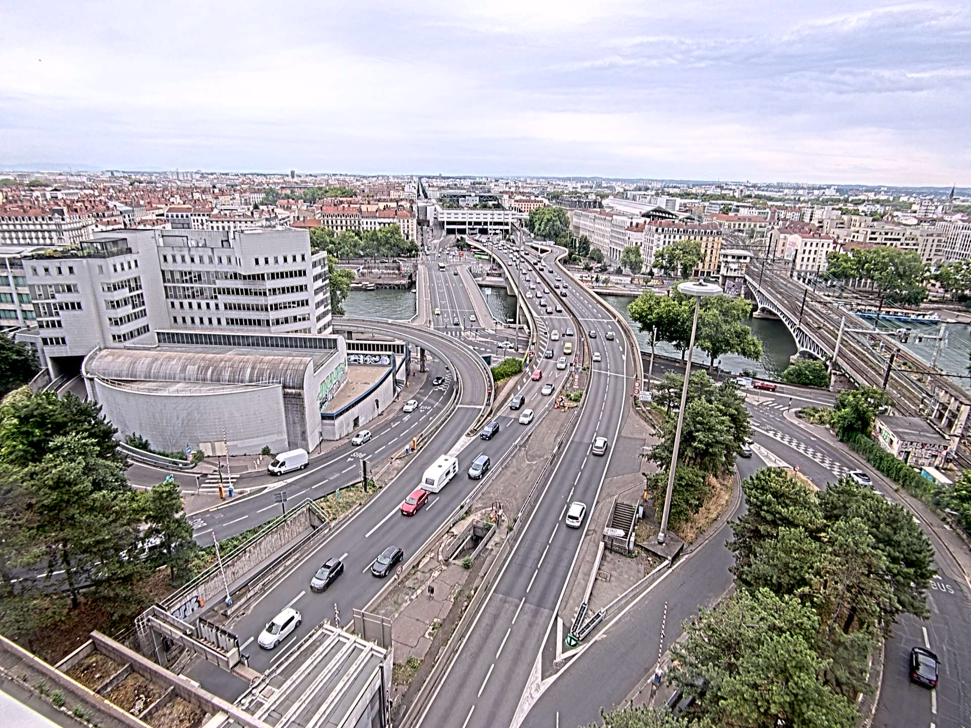 Caméra autoroute à Lyon Perrache à l'entrée Sud du Tunnel sous Fourvière, en direction de Marseille