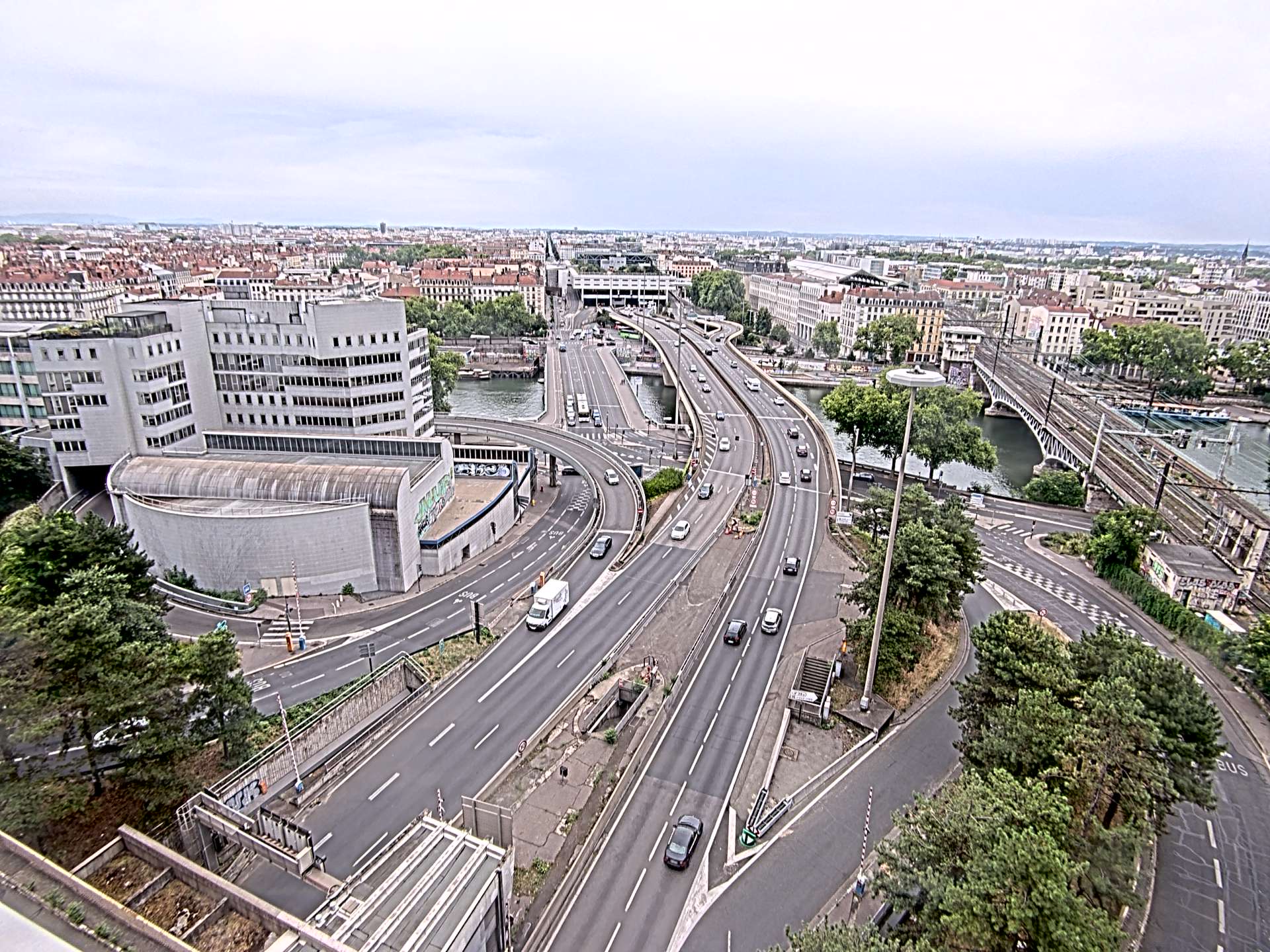 Caméra autoroute à Lyon Perrache à l'entrée Sud du Tunnel sous Fourvière, en direction de Marseille