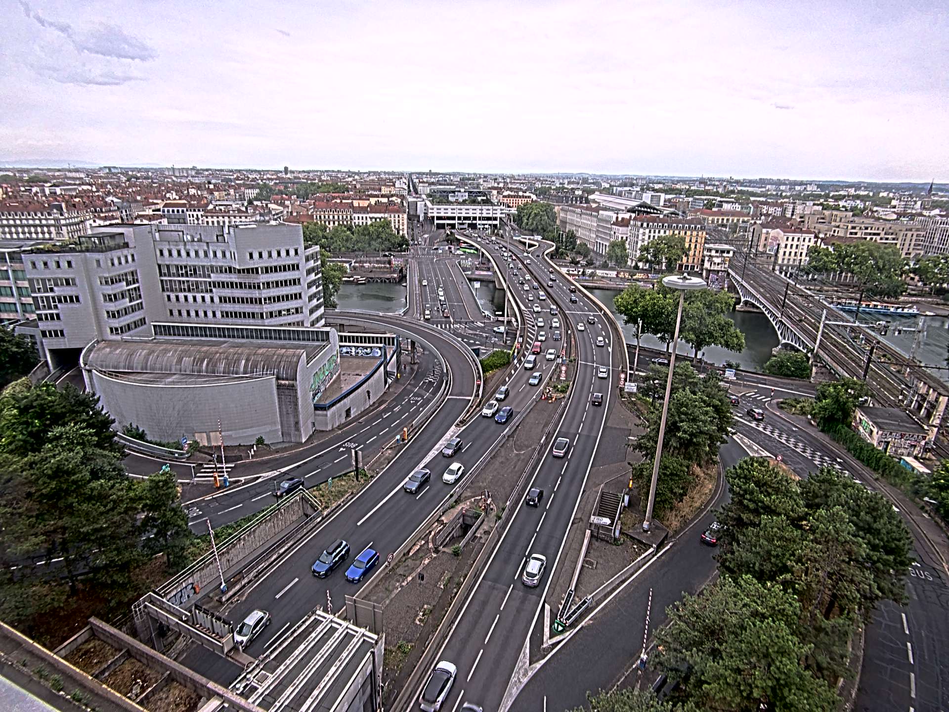 Caméra autoroute à Lyon Perrache à l'entrée Sud du Tunnel sous Fourvière, en direction de Marseille