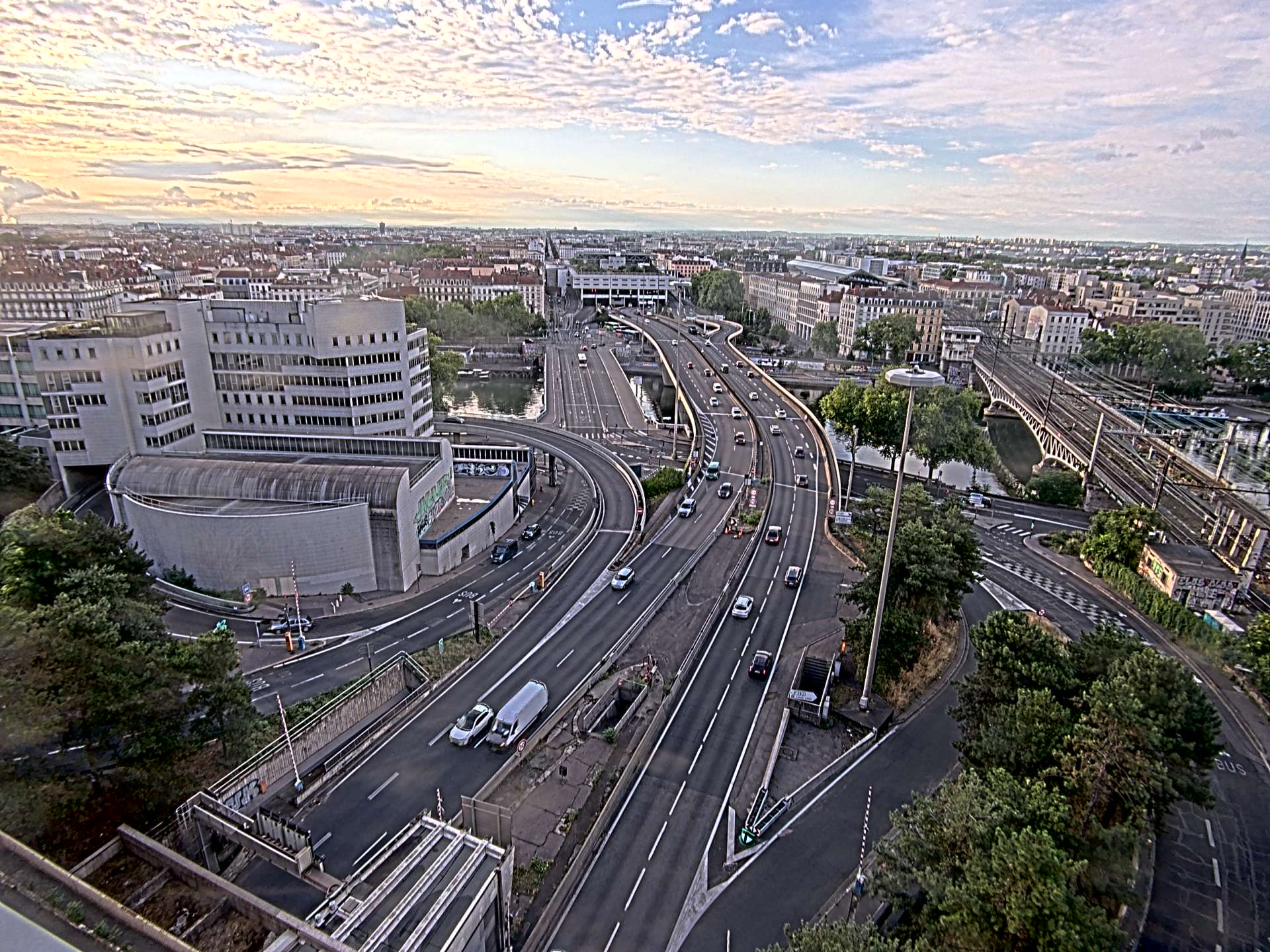 Caméra autoroute à Lyon Perrache à l'entrée Sud du Tunnel sous Fourvière, en direction de Marseille