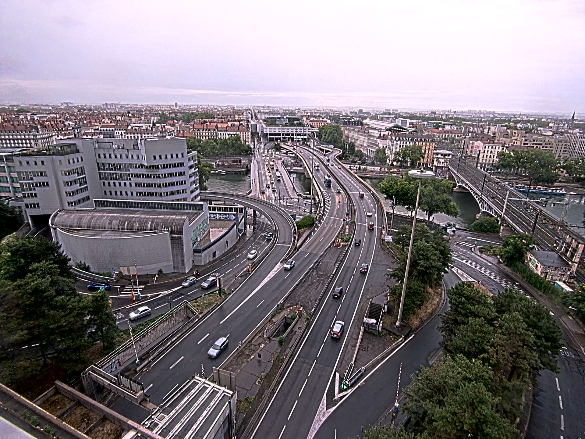Caméra autoroute à Lyon Perrache à l'entrée Sud du Tunnel sous Fourvière, en direction de Marseille
