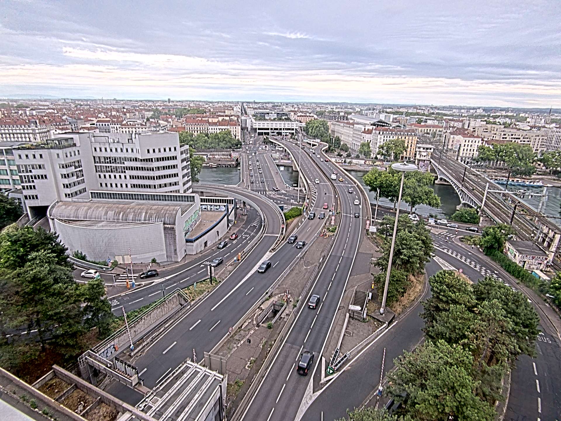 Caméra autoroute à Lyon Perrache à l'entrée Sud du Tunnel sous Fourvière, en direction de Marseille