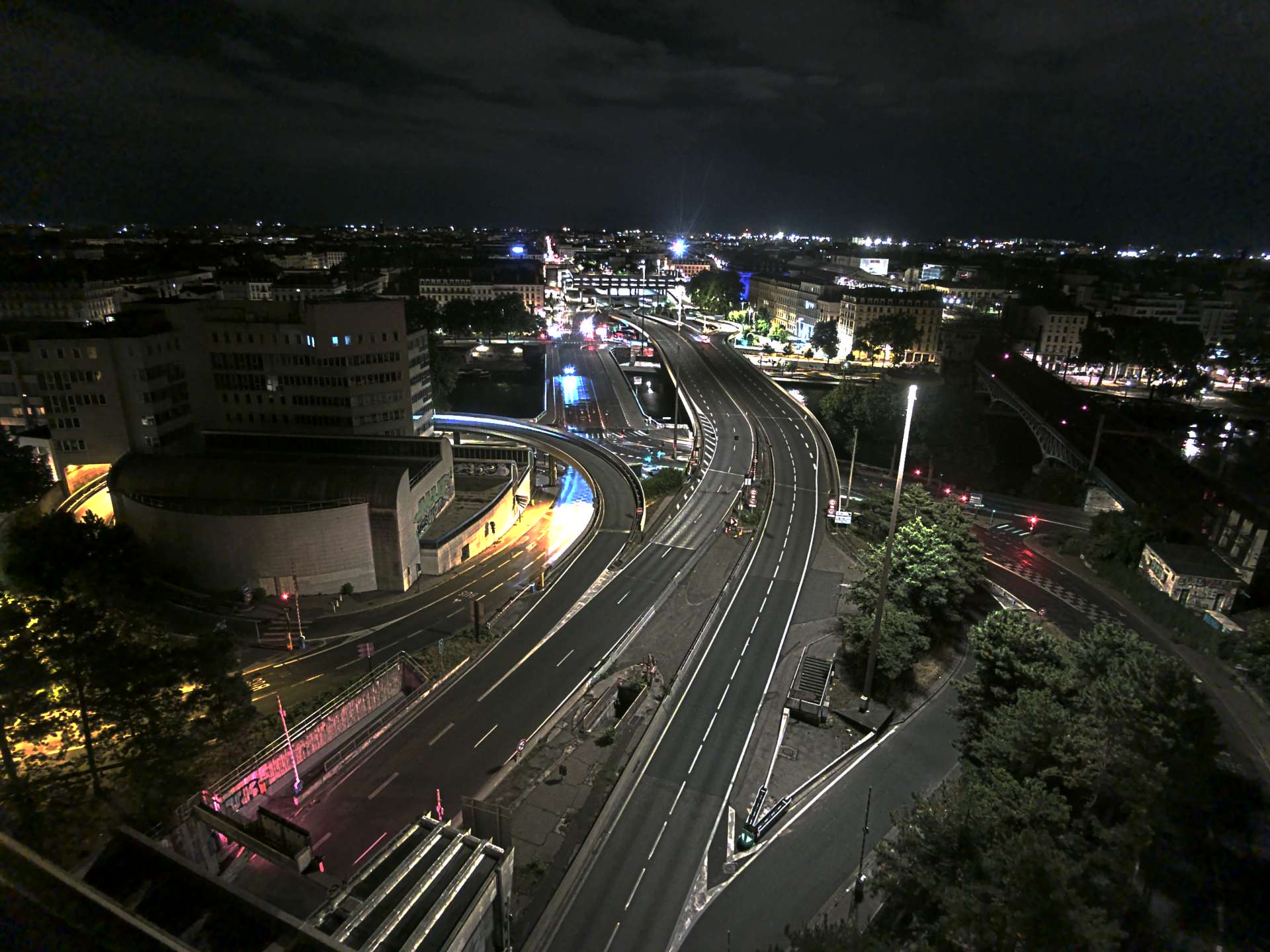 Caméra autoroute à Lyon Perrache à l'entrée Sud du Tunnel sous Fourvière, en direction de Marseille