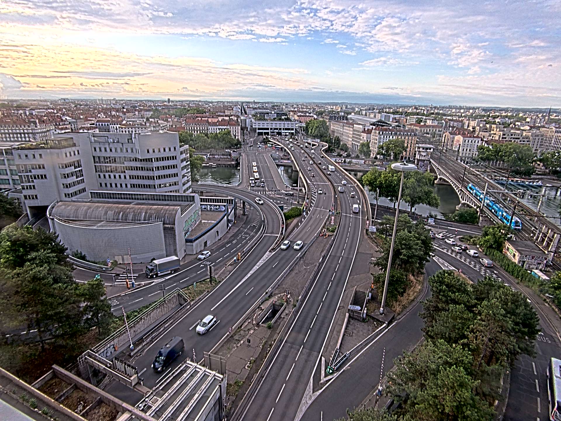 Caméra autoroute à Lyon Perrache à l'entrée Sud du Tunnel sous Fourvière, en direction de Marseille