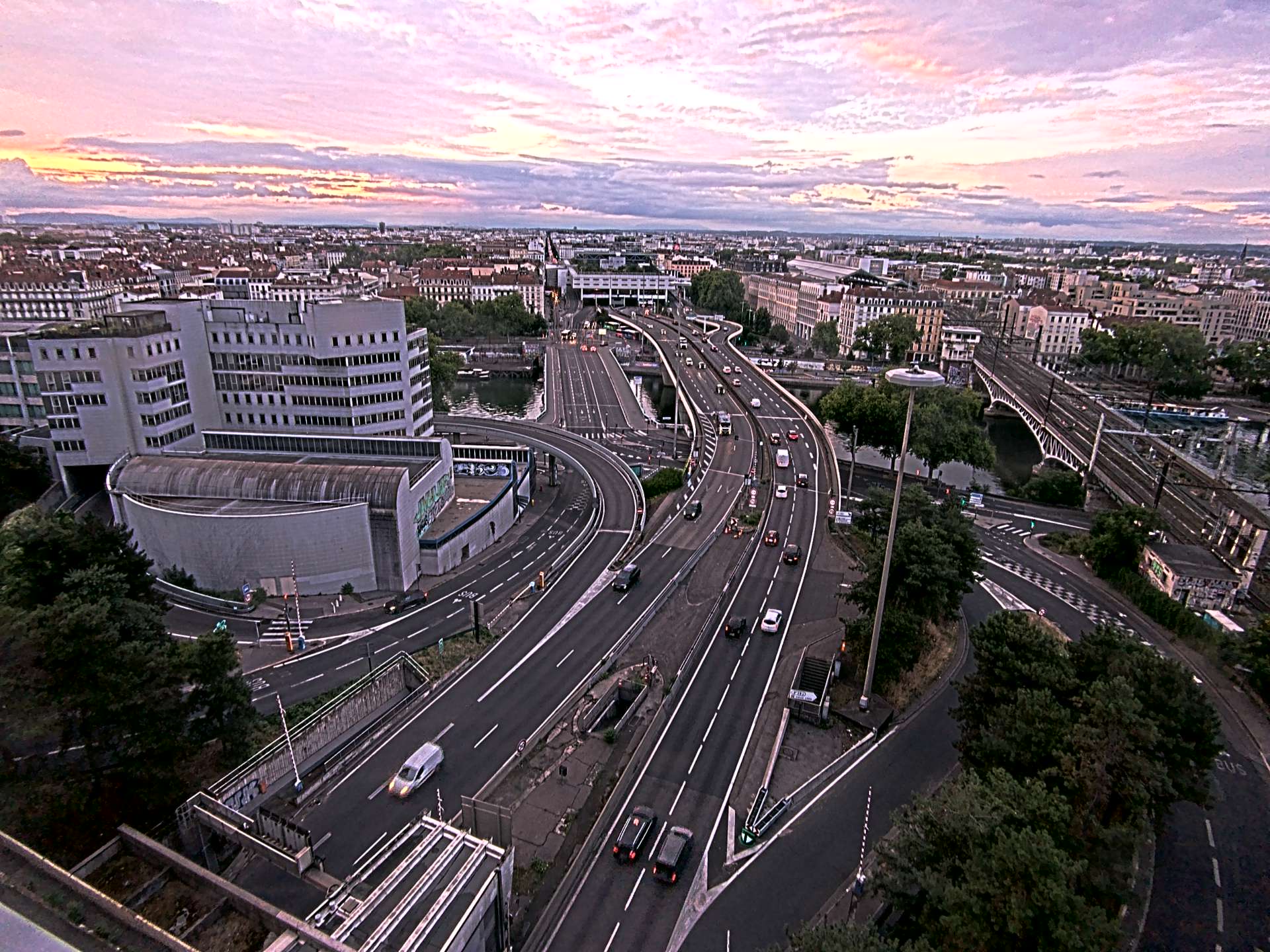 Caméra autoroute à Lyon Perrache à l'entrée Sud du Tunnel sous Fourvière, en direction de Marseille