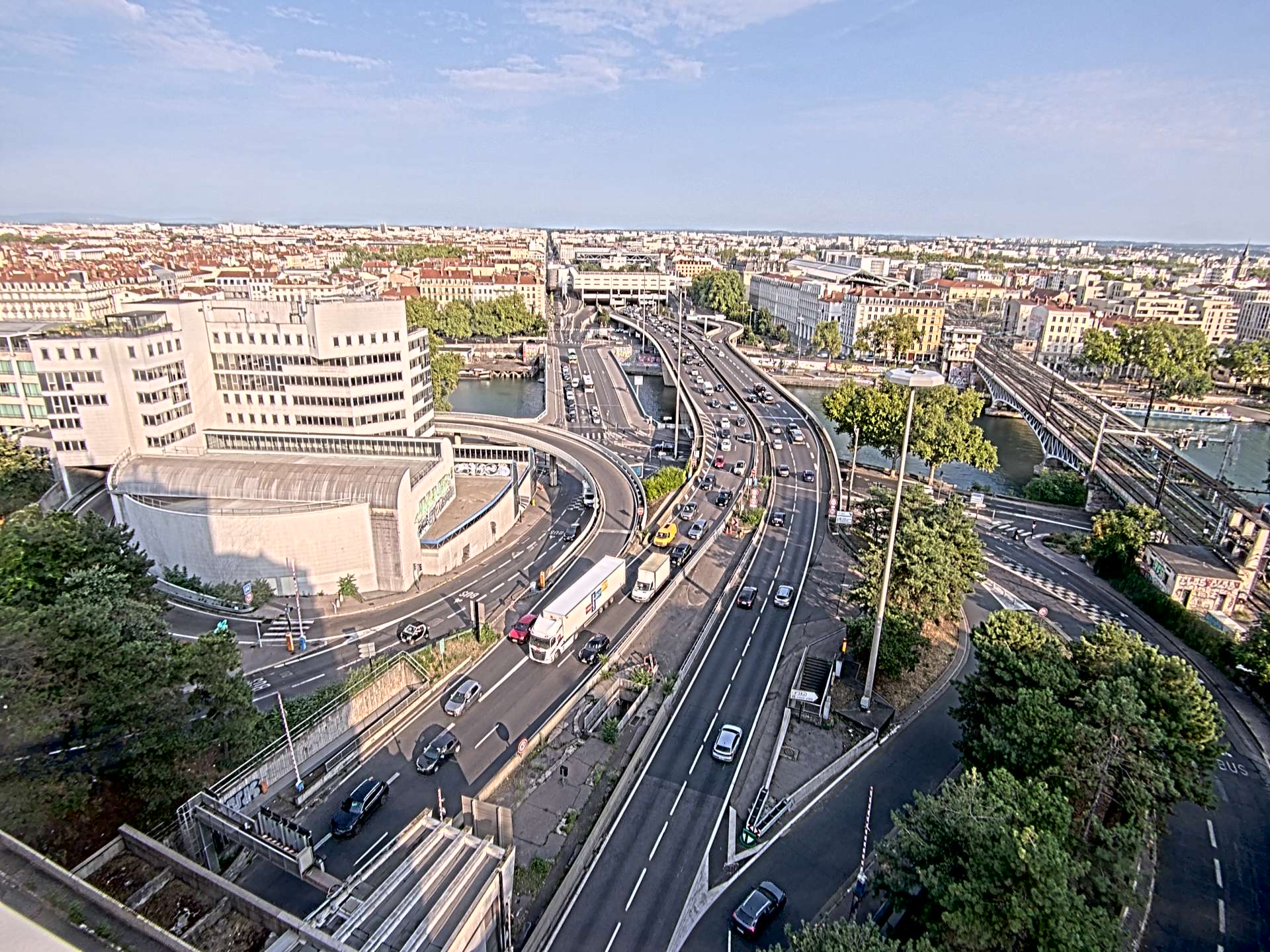 Caméra autoroute à Lyon Perrache à l'entrée Sud du Tunnel sous Fourvière, en direction de Marseille