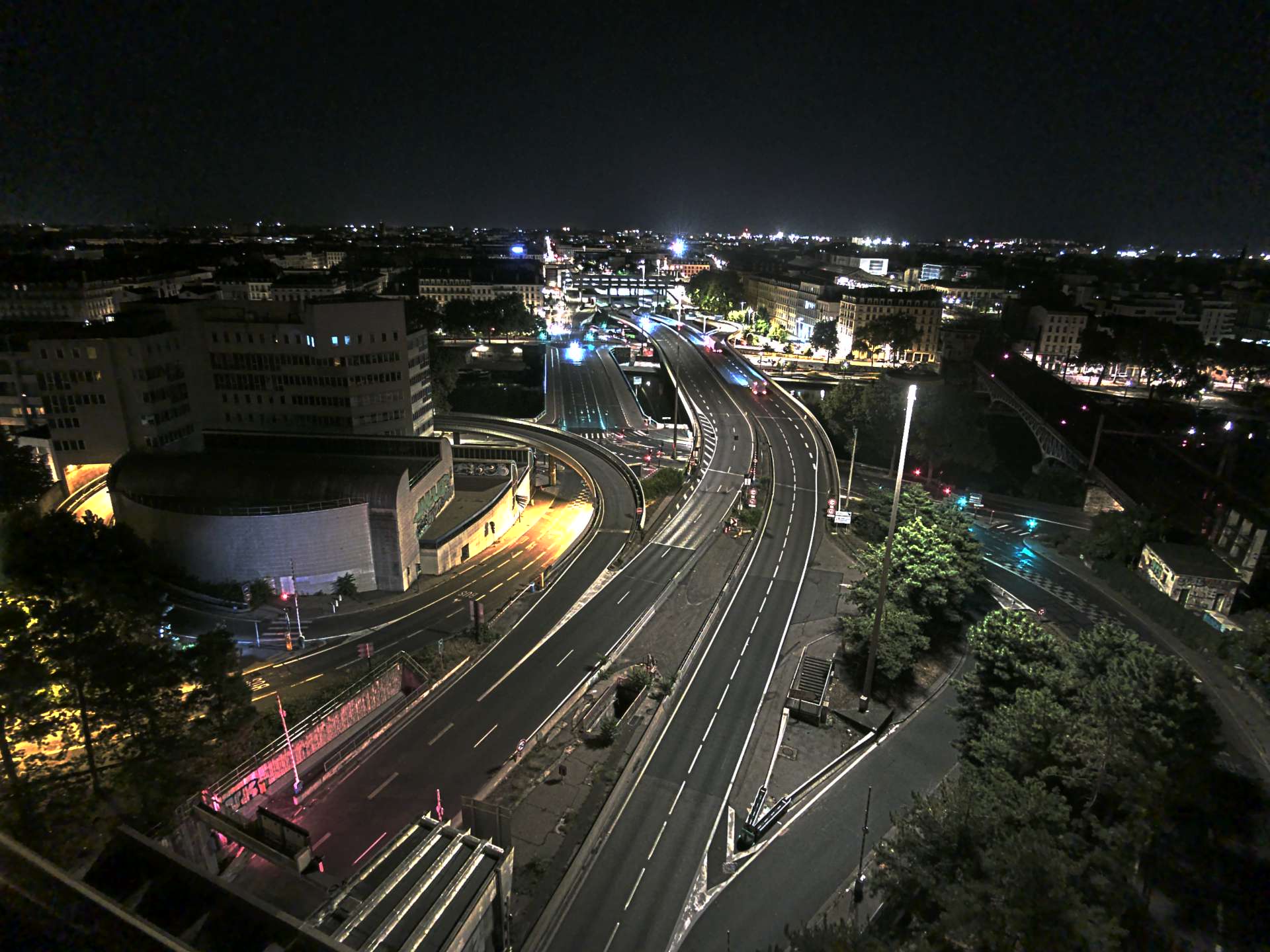 Caméra autoroute à Lyon Perrache à l'entrée Sud du Tunnel sous Fourvière, en direction de Marseille