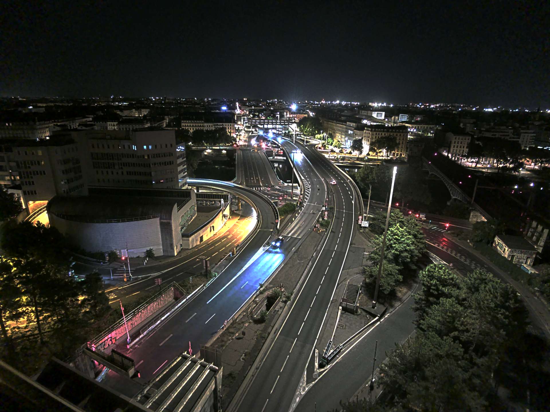 Caméra autoroute à Lyon Perrache à l'entrée Sud du Tunnel sous Fourvière, en direction de Marseille