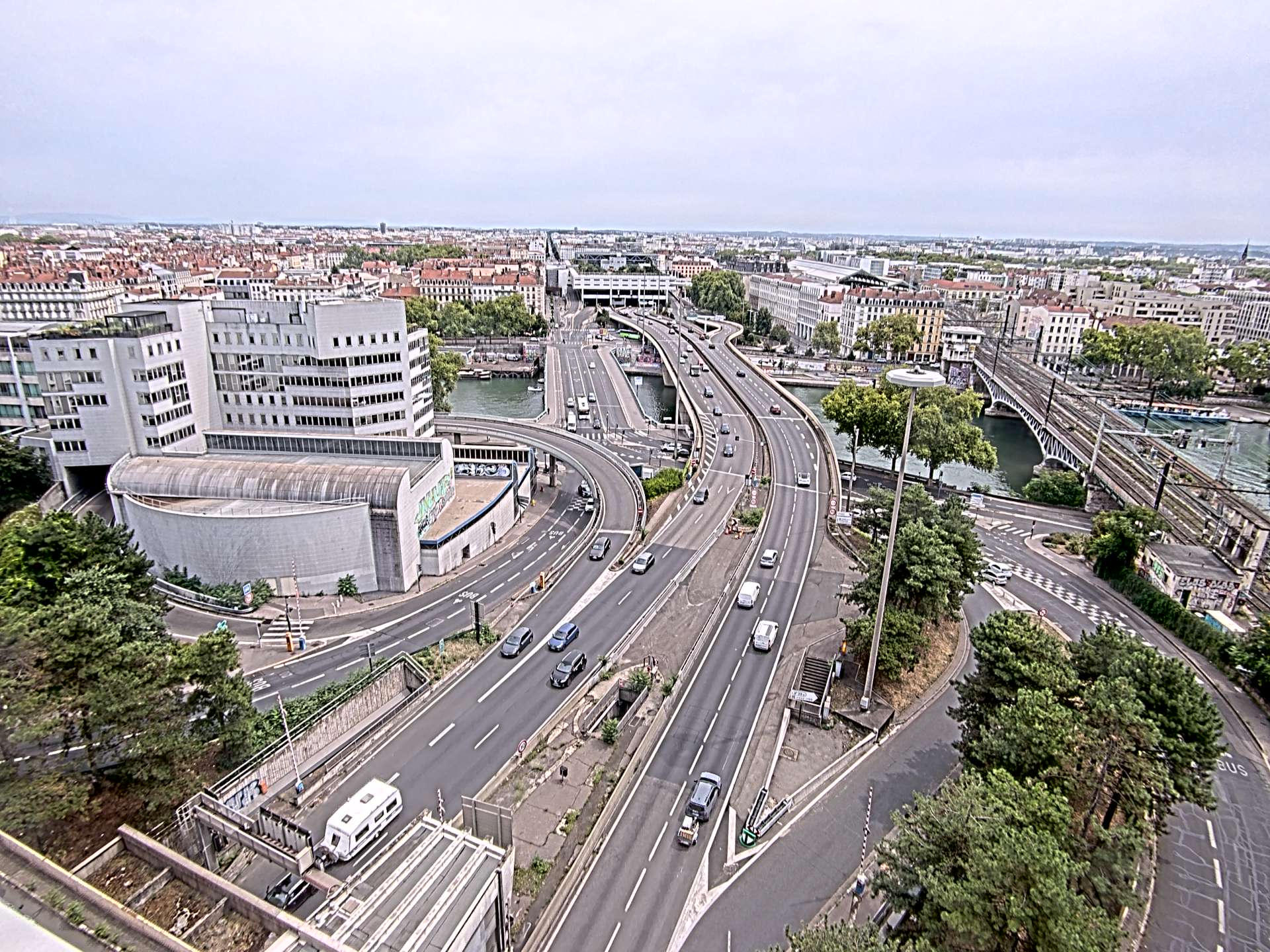 Caméra autoroute à Lyon Perrache à l'entrée Sud du Tunnel sous Fourvière, en direction de Marseille