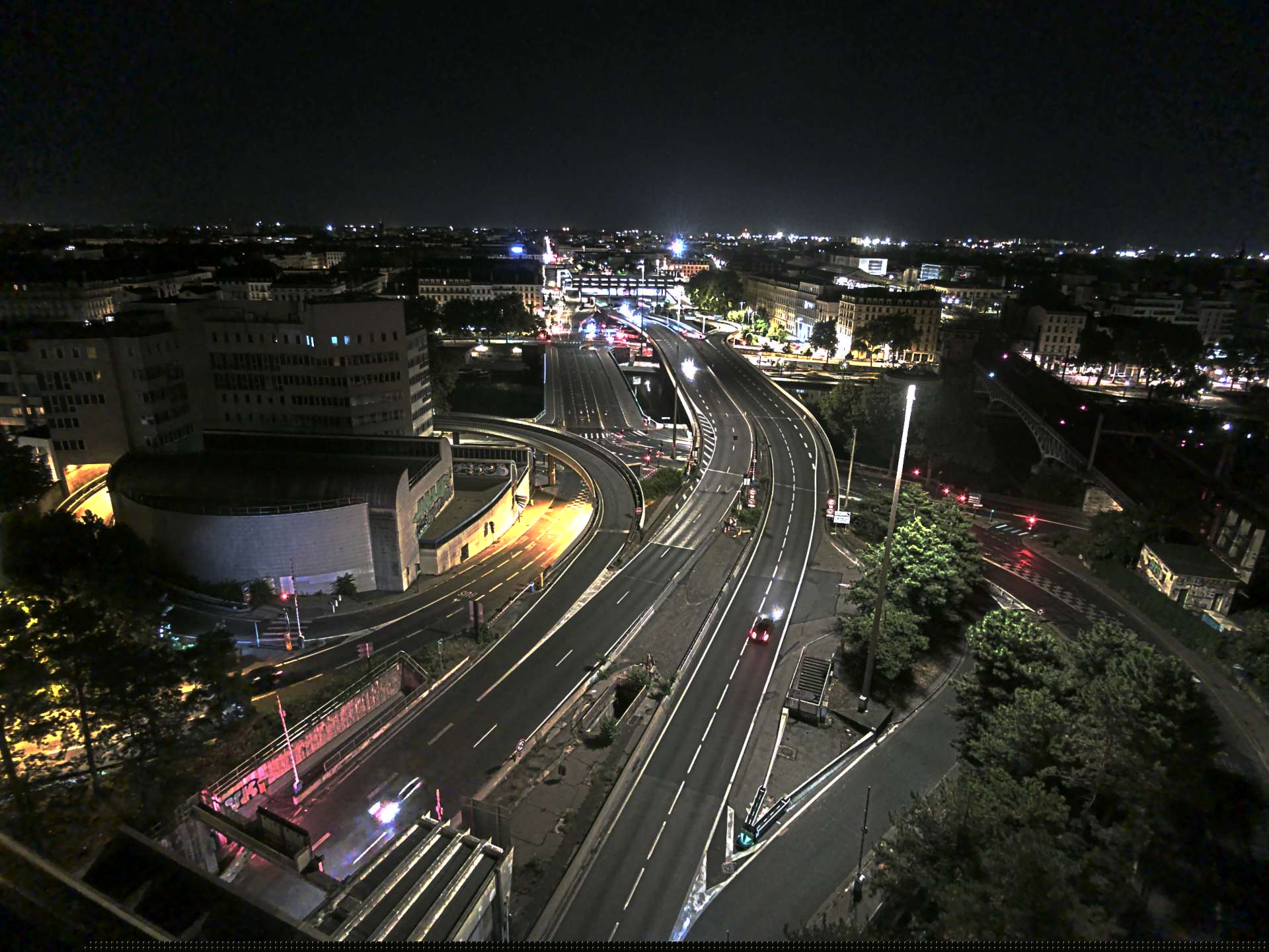 Caméra autoroute à Lyon Perrache à l'entrée Sud du Tunnel sous Fourvière, en direction de Marseille