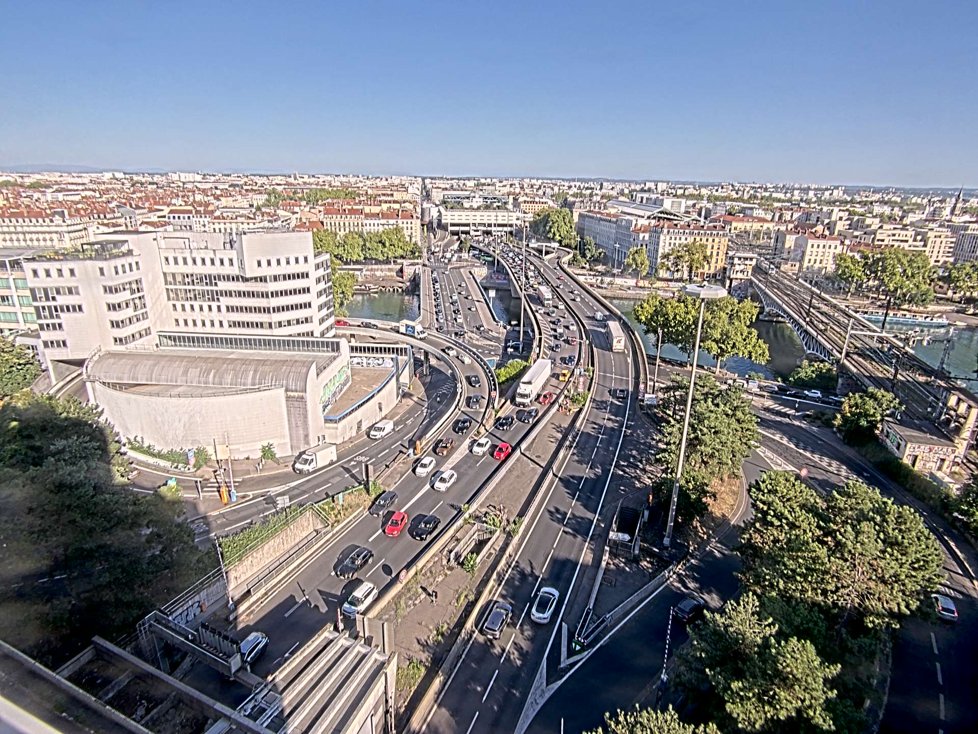 Caméra autoroute à Lyon Perrache à l'entrée Sud du Tunnel sous Fourvière, en direction de Marseille