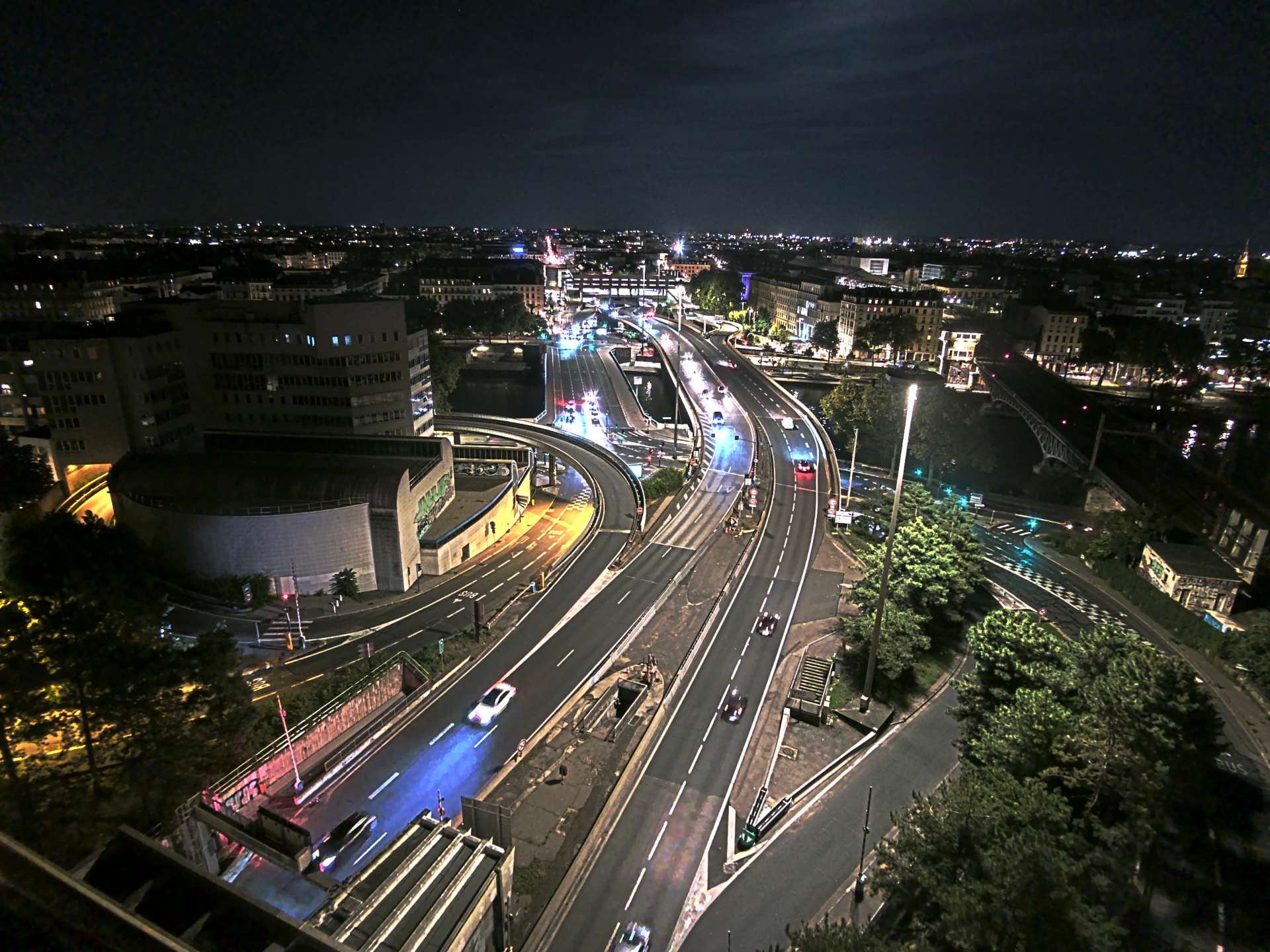 Caméra autoroute à Lyon Perrache à l'entrée Sud du Tunnel sous Fourvière, en direction de Marseille