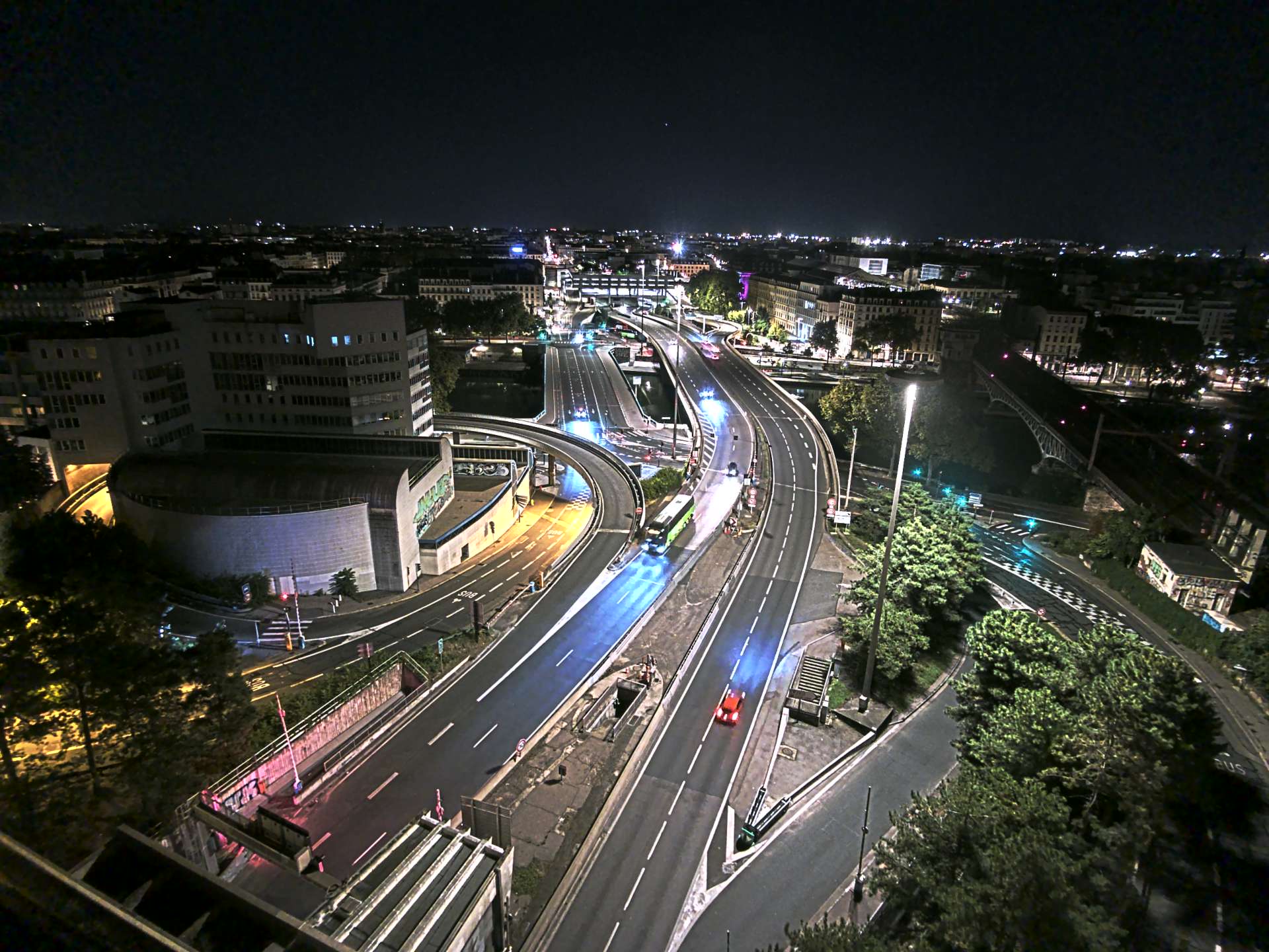 Caméra autoroute à Lyon Perrache à l'entrée Sud du Tunnel sous Fourvière, en direction de Marseille