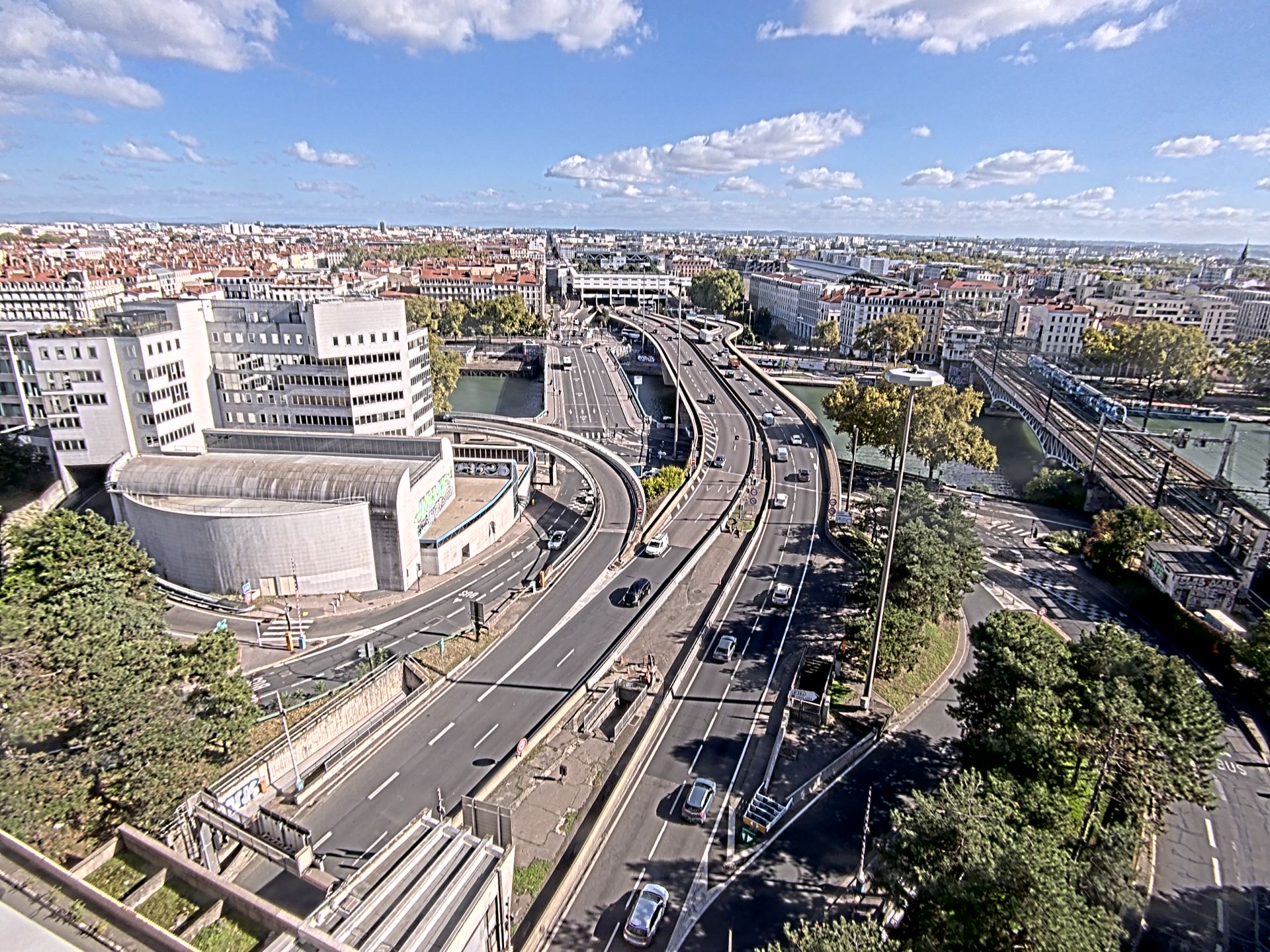 Caméra autoroute à Lyon Perrache à l'entrée Sud du Tunnel sous Fourvière, en direction de Marseille