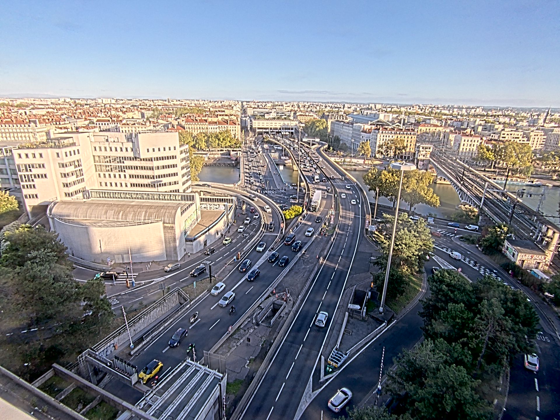 Caméra autoroute à Lyon Perrache à l'entrée Sud du Tunnel sous Fourvière, en direction de Marseille