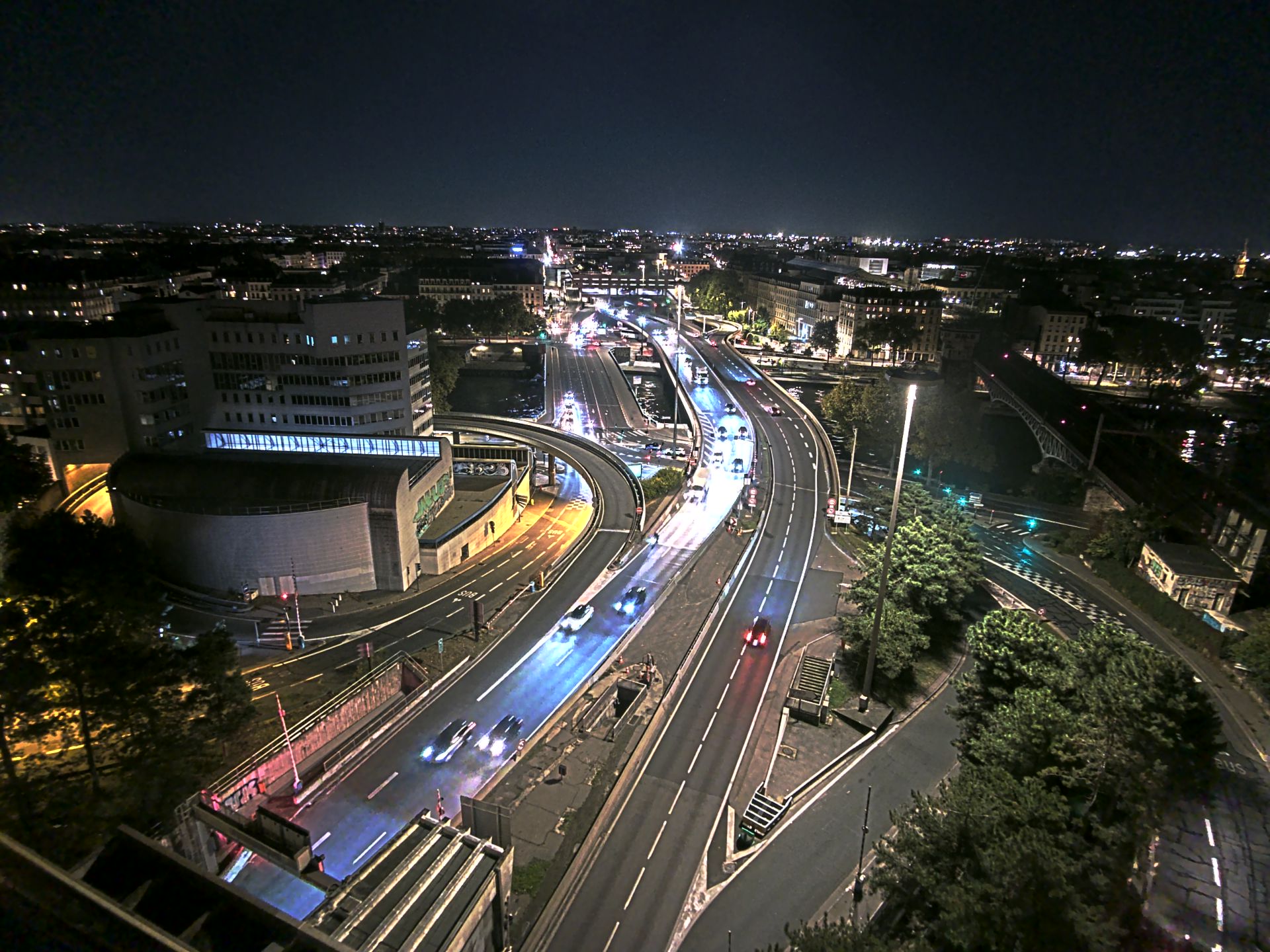 Caméra autoroute à Lyon Perrache à l'entrée Sud du Tunnel sous Fourvière, en direction de Marseille