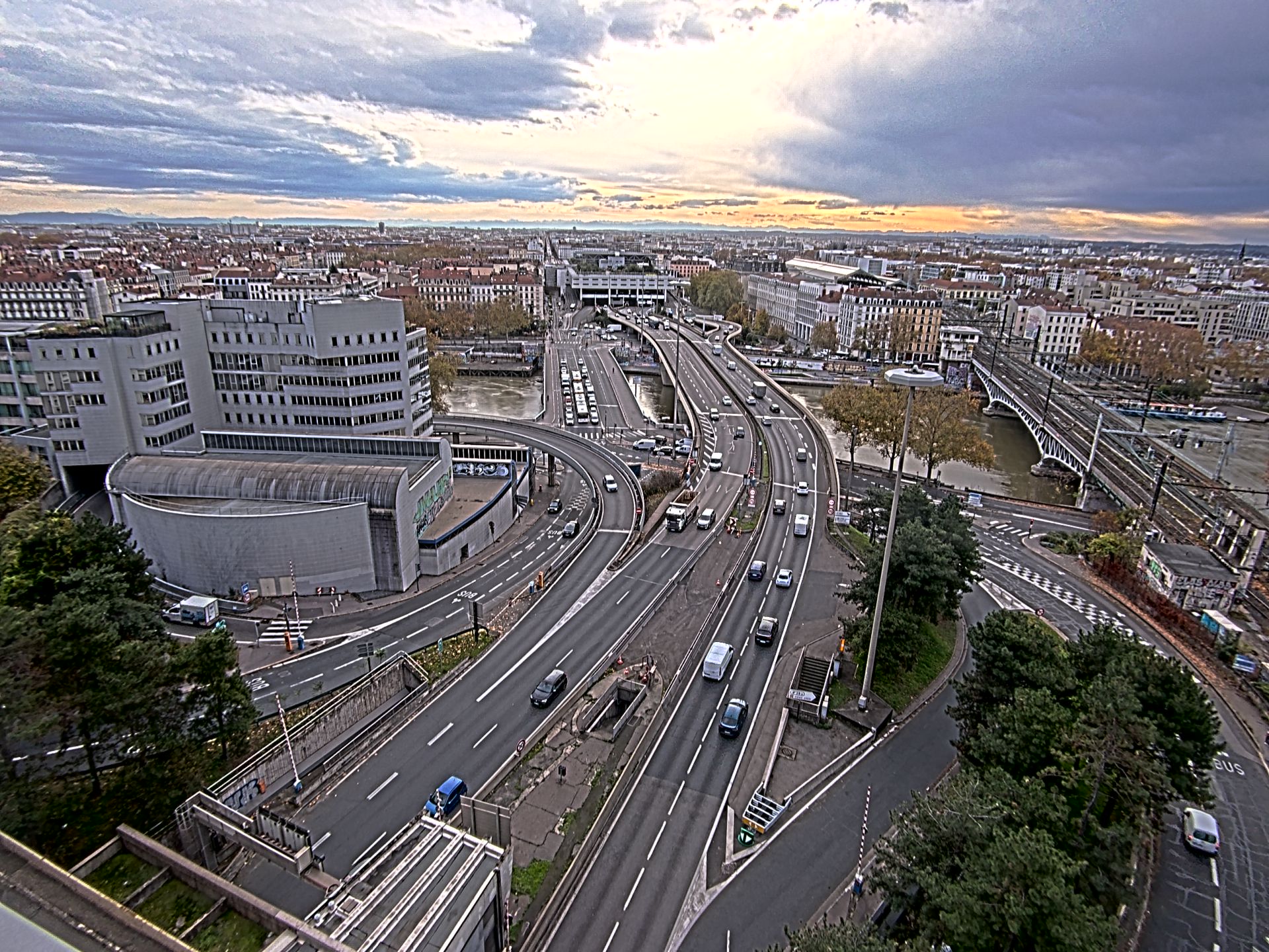 Caméra autoroute à Lyon Perrache à l'entrée Sud du Tunnel sous Fourvière, en direction de Marseille