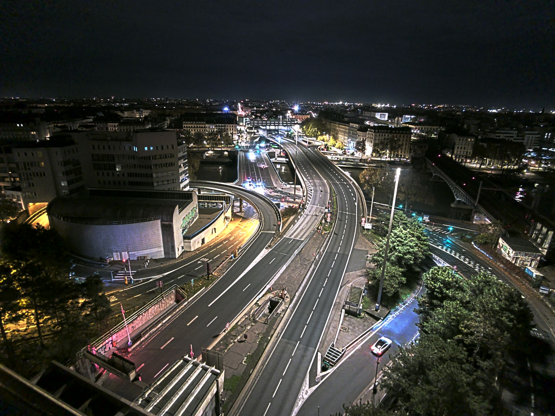 Caméra autoroute à Lyon Perrache à l'entrée Sud du Tunnel sous Fourvière, en direction de Marseille