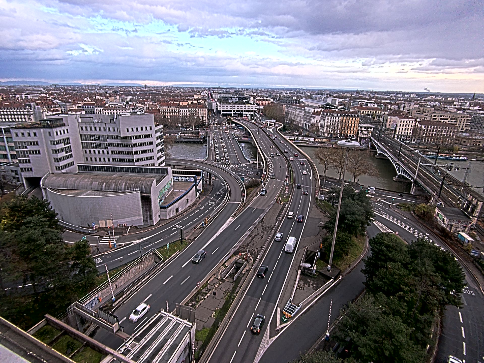 Caméra autoroute à Lyon Perrache à l'entrée Sud du Tunnel sous Fourvière, en direction de Marseille