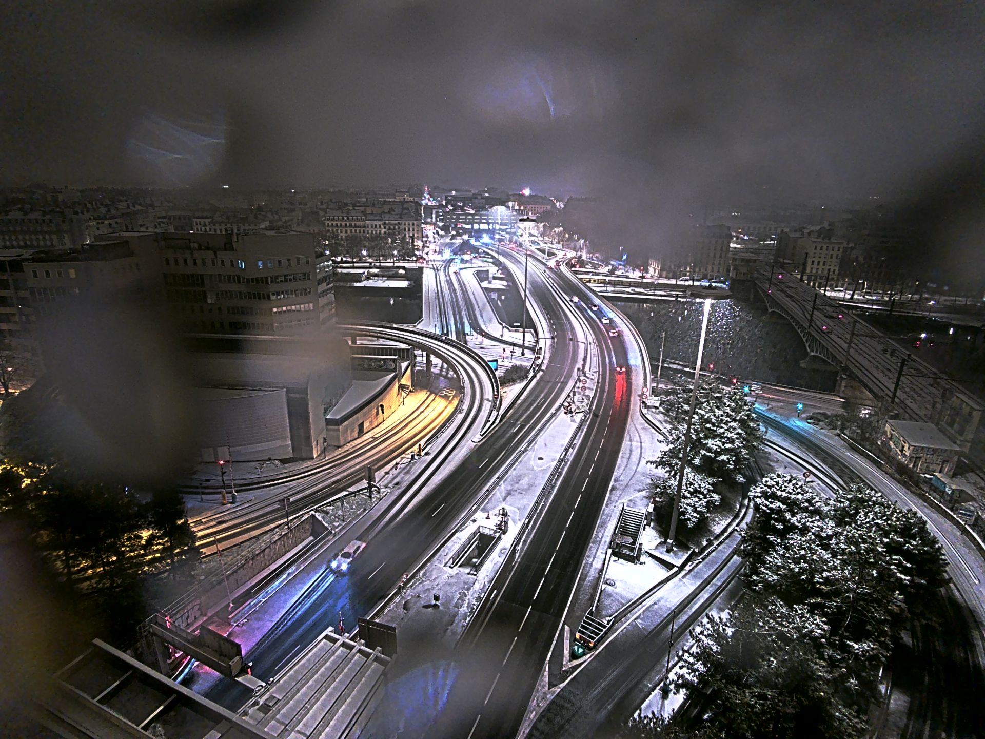 Caméra autoroute à Lyon Perrache à l'entrée Sud du Tunnel sous Fourvière, en direction de Marseille