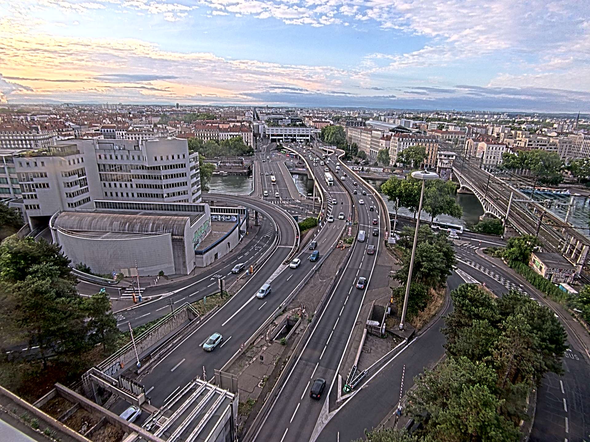 Caméra autoroute à Lyon Perrache à l'entrée Sud du Tunnel sous Fourvière, en direction de Marseille