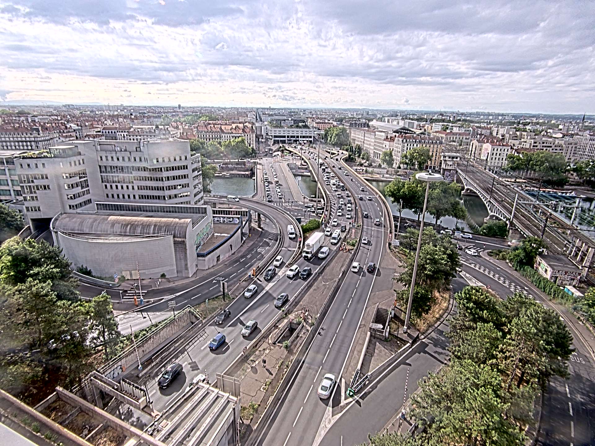 Caméra autoroute à Lyon Perrache à l'entrée Sud du Tunnel sous Fourvière, en direction de Marseille