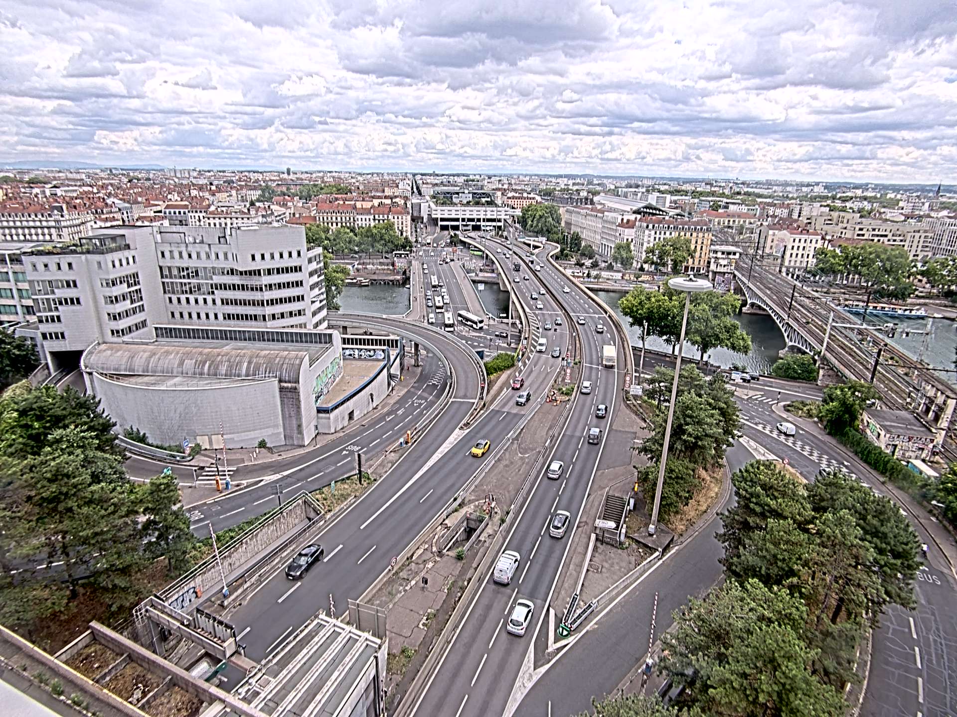 Caméra autoroute à Lyon Perrache à l'entrée Sud du Tunnel sous Fourvière, en direction de Marseille