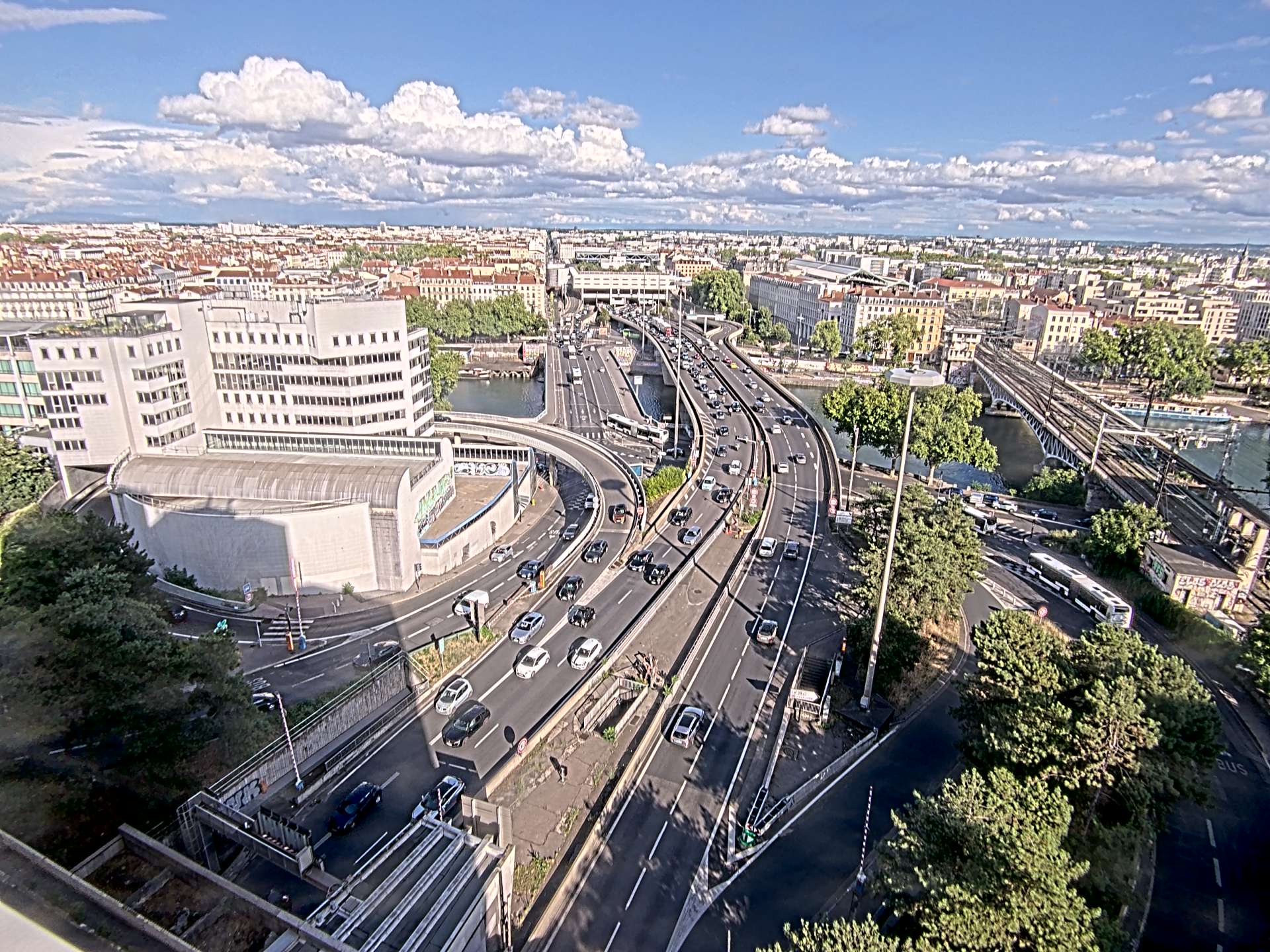 Caméra autoroute à Lyon Perrache à l'entrée Sud du Tunnel sous Fourvière, en direction de Marseille