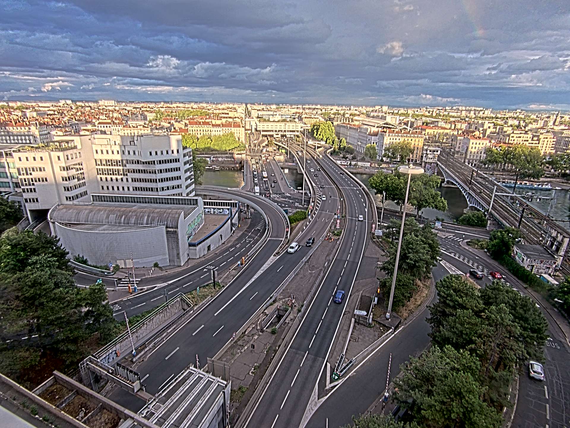 Caméra autoroute à Lyon Perrache à l'entrée Sud du Tunnel sous Fourvière, en direction de Marseille