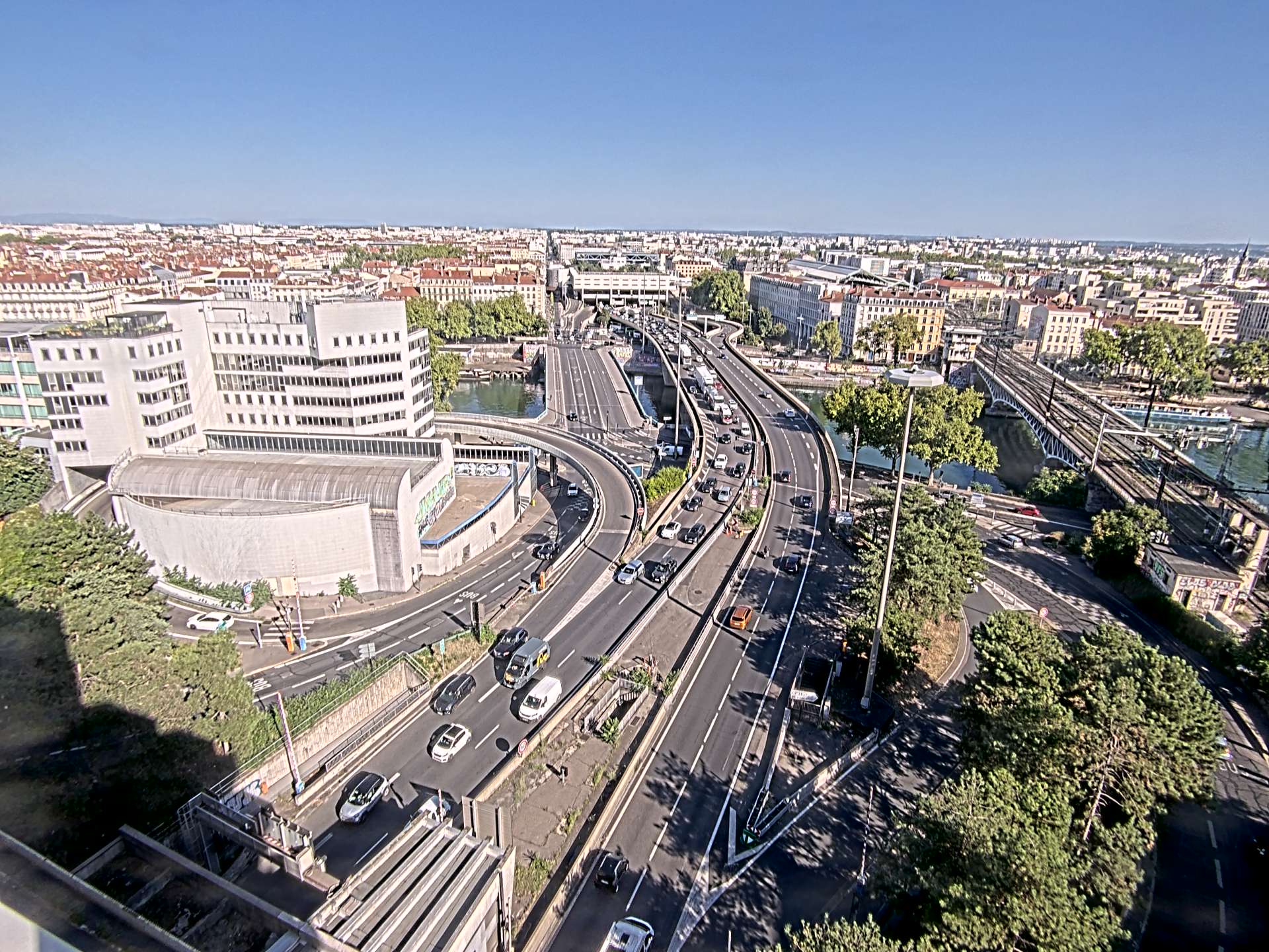Caméra autoroute à Lyon Perrache à l'entrée Sud du Tunnel sous Fourvière, en direction de Marseille