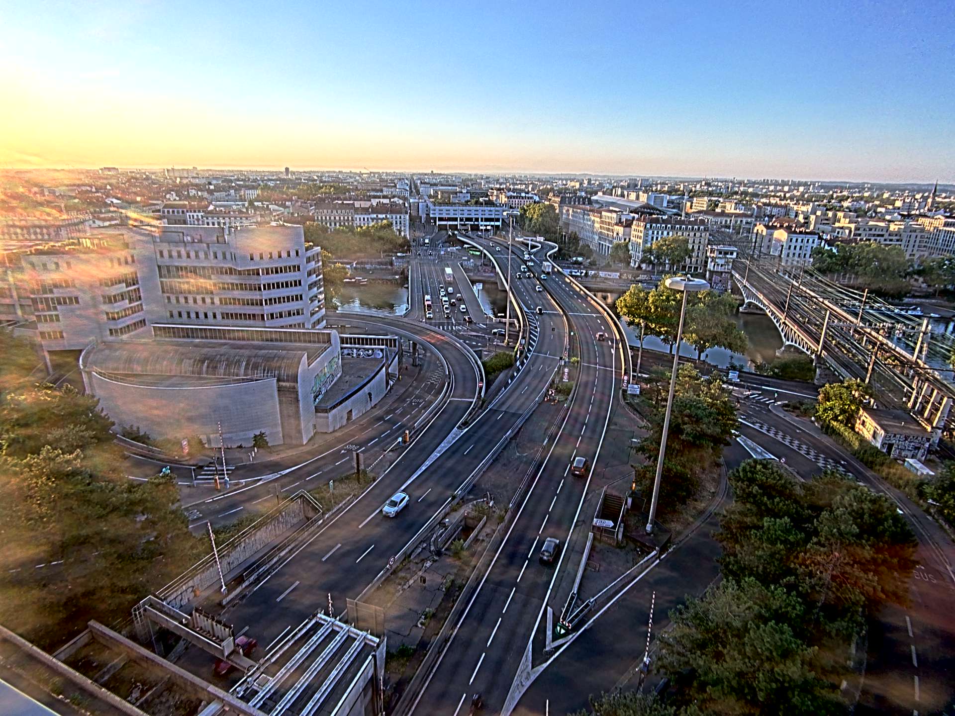 Caméra autoroute à Lyon Perrache à l'entrée Sud du Tunnel sous Fourvière, en direction de Marseille