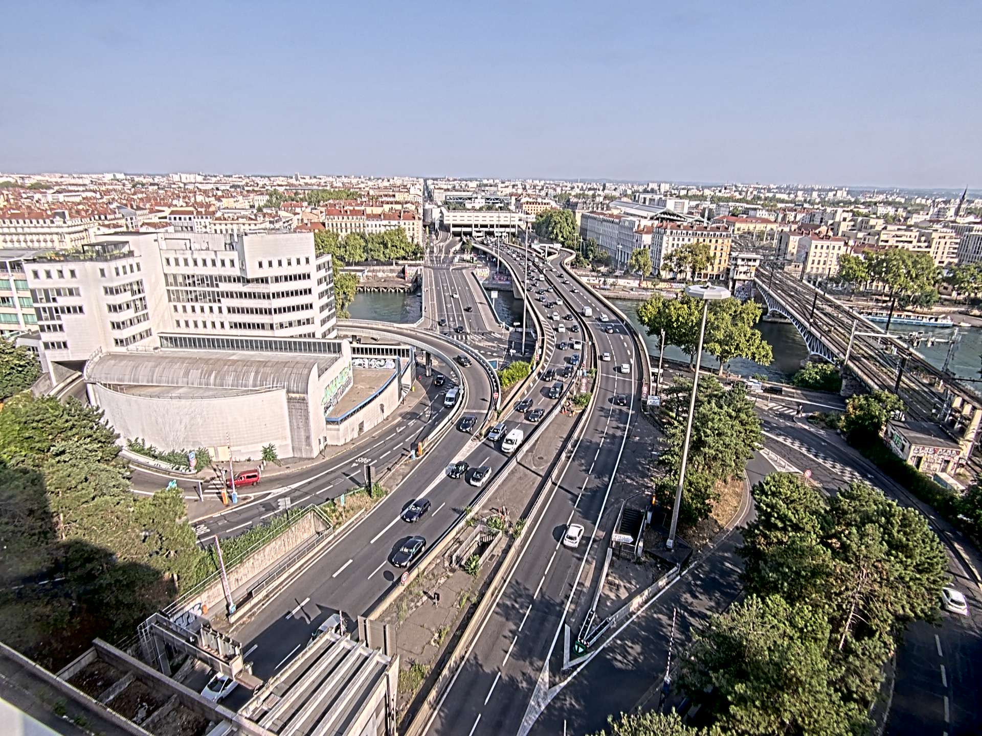 Caméra autoroute à Lyon Perrache à l'entrée Sud du Tunnel sous Fourvière, en direction de Marseille